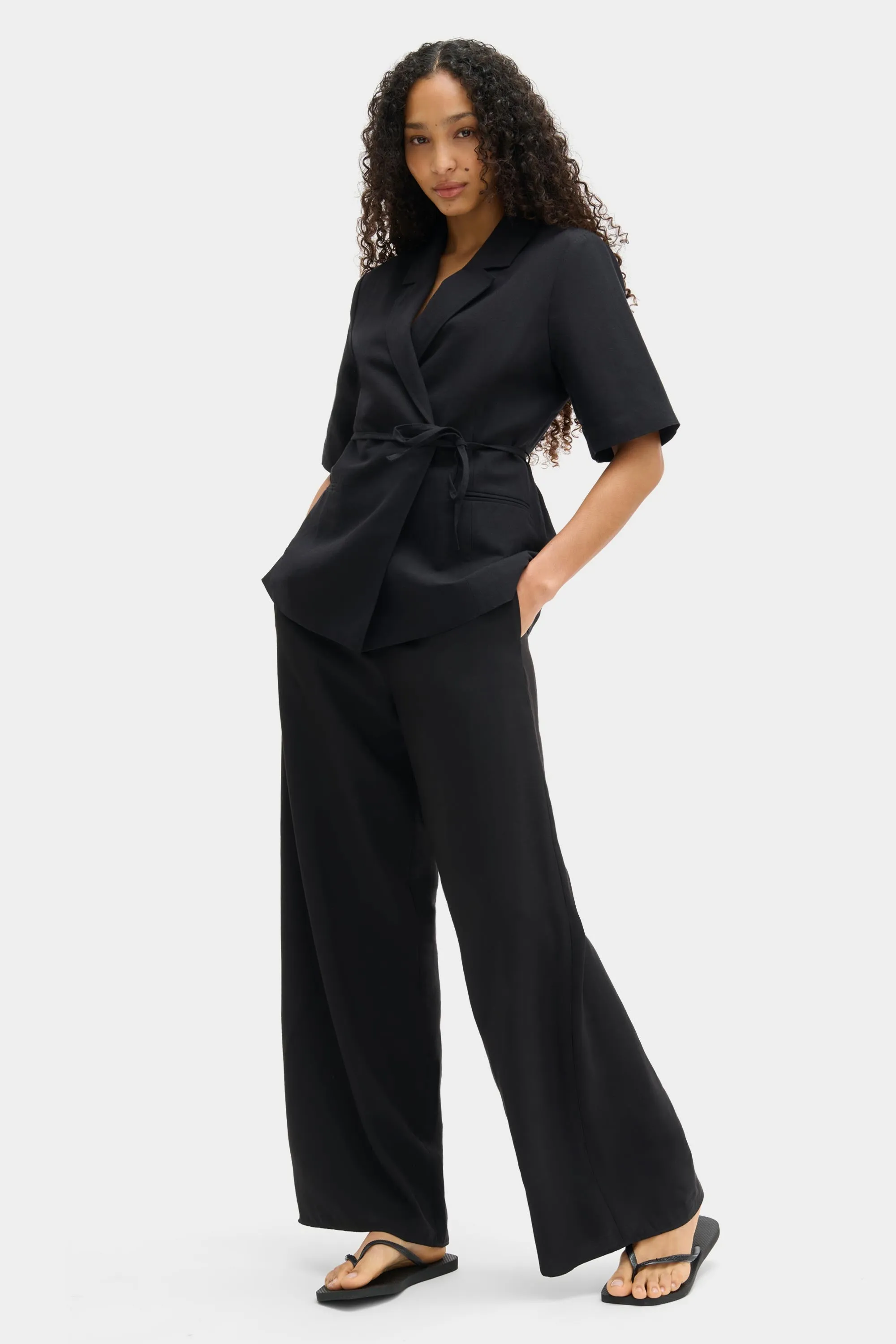 Carrie Linen Blazer sold by Aligne product image thumbnail 2