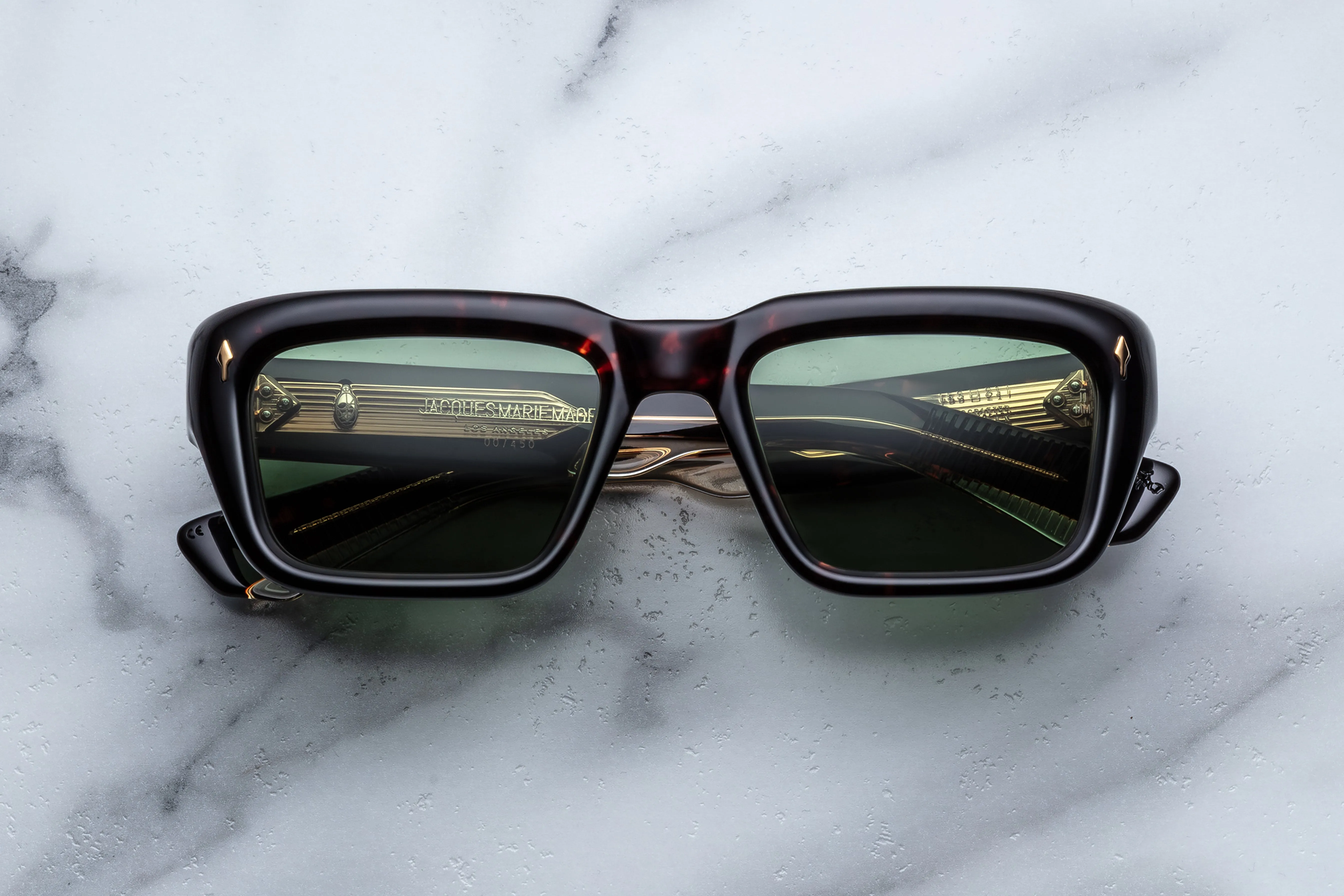 WALKER sold by Jacques Marie Mage