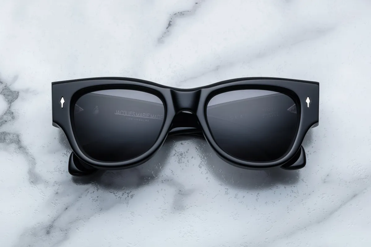 CHELSEA sold by Jacques Marie Mage