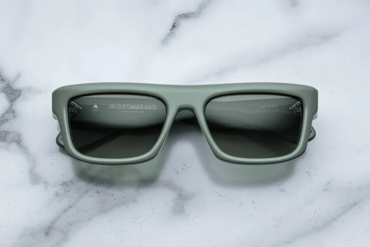 CLEAVON sold by Jacques Marie Mage