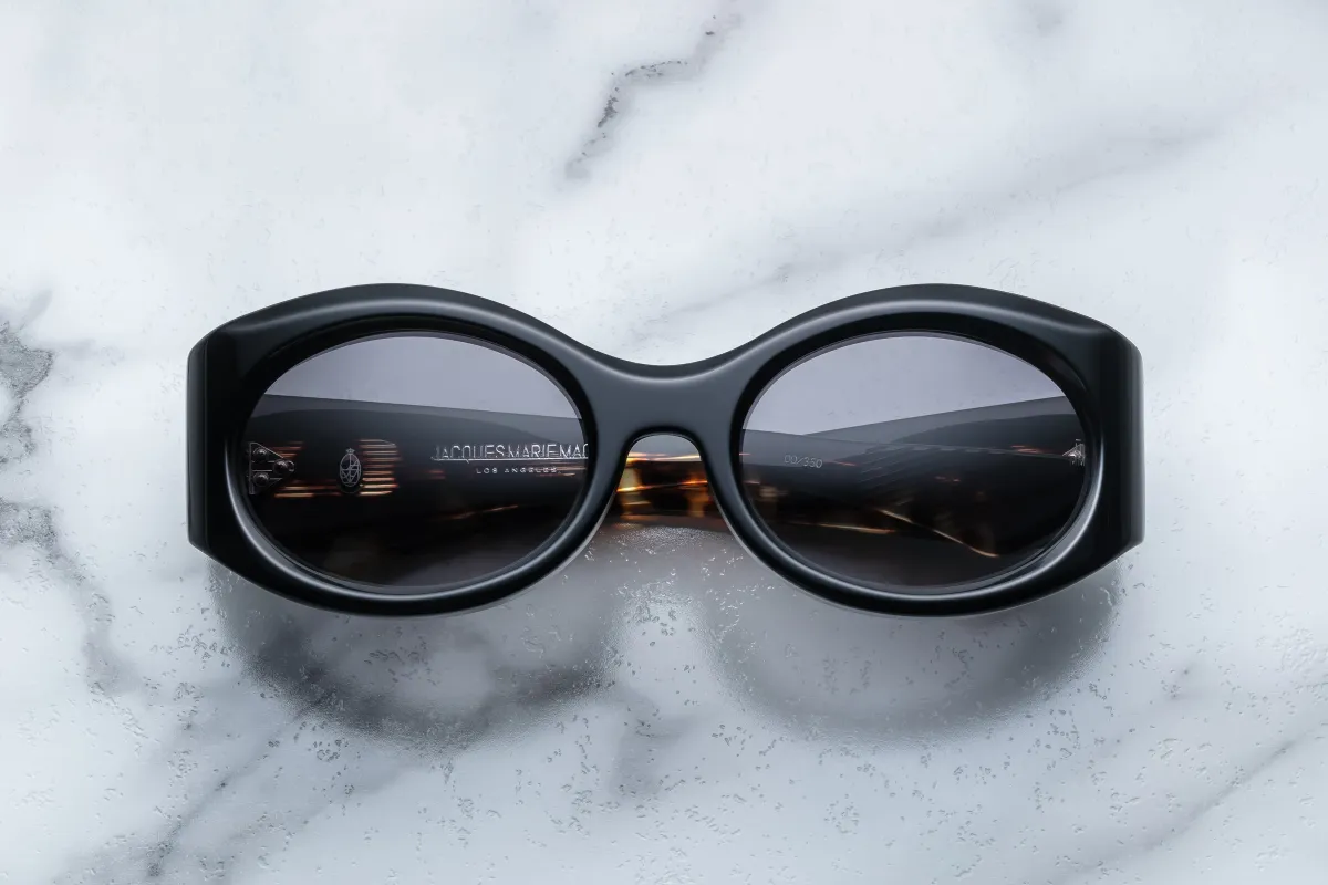 GIA sold by Jacques Marie Mage