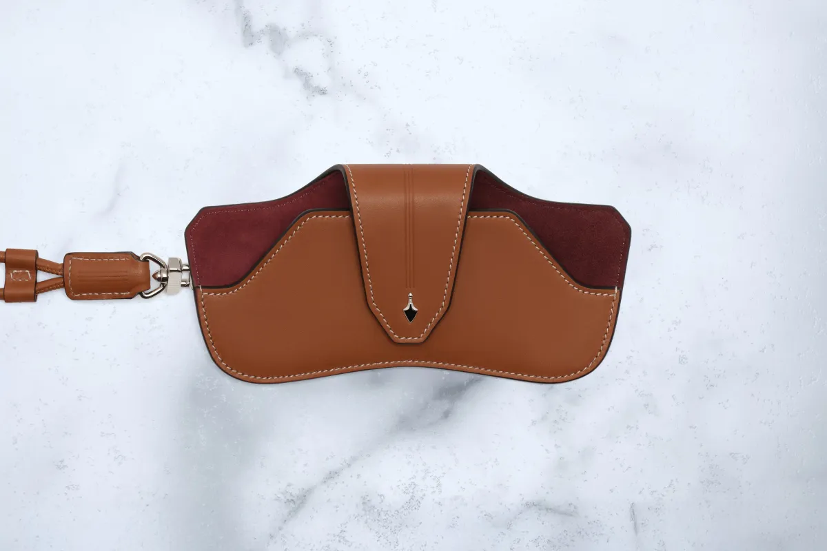 HUNTER sold by Jacques Marie Mage