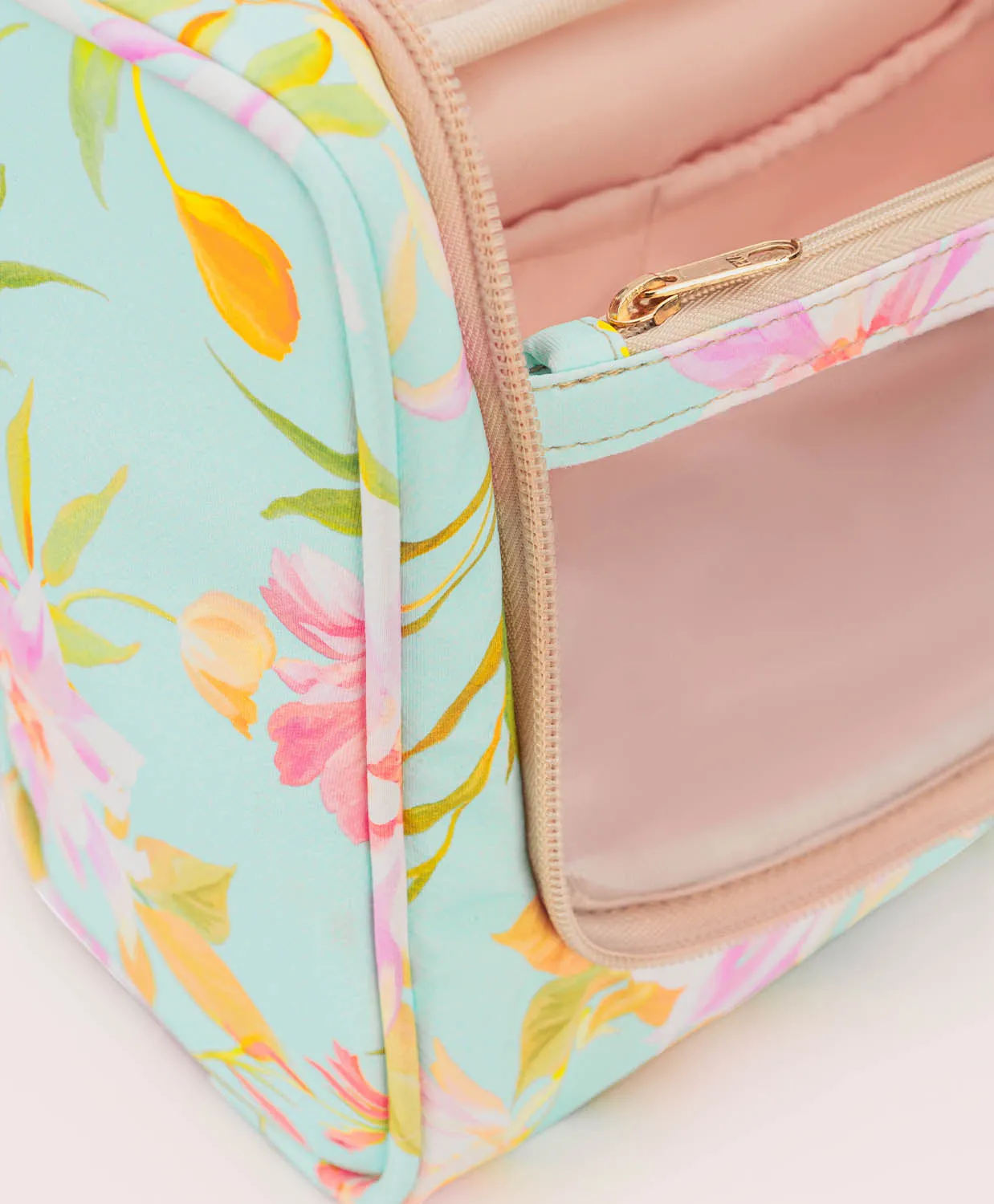 Petal PQ Hanging Toiletry Bag sold by PQ Swim product image thumbnail 3