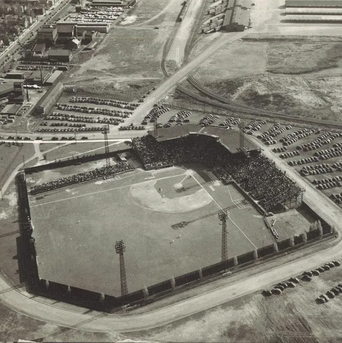 1936 Syracuse Braves Football Tee sold by Streaker Sports product image thumbnail 2