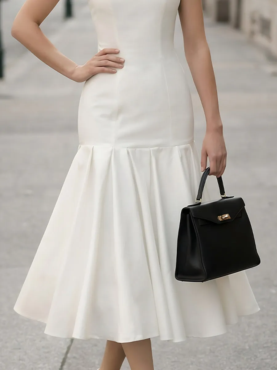 Square-Neck Fitted Midi Dress With Flared Hem sold by Mooyius product image thumbnail 4