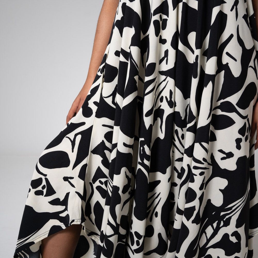 Shoulder Tie Printed Jumpsuit sold by Fashion World product image thumbnail 3