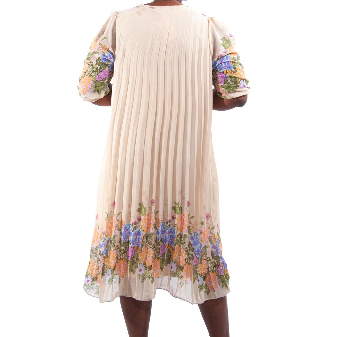 Plus Size Chiffon Pleated Tunic sold by Fashion World product image thumbnail 3