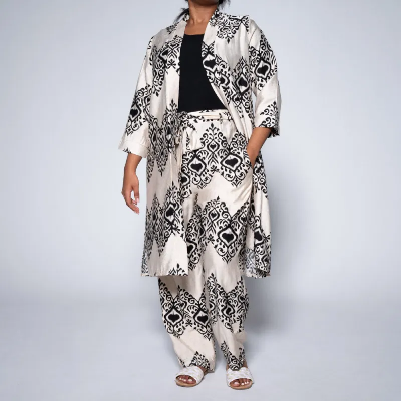 Plus Size Printed Kimono sold by Fashion World