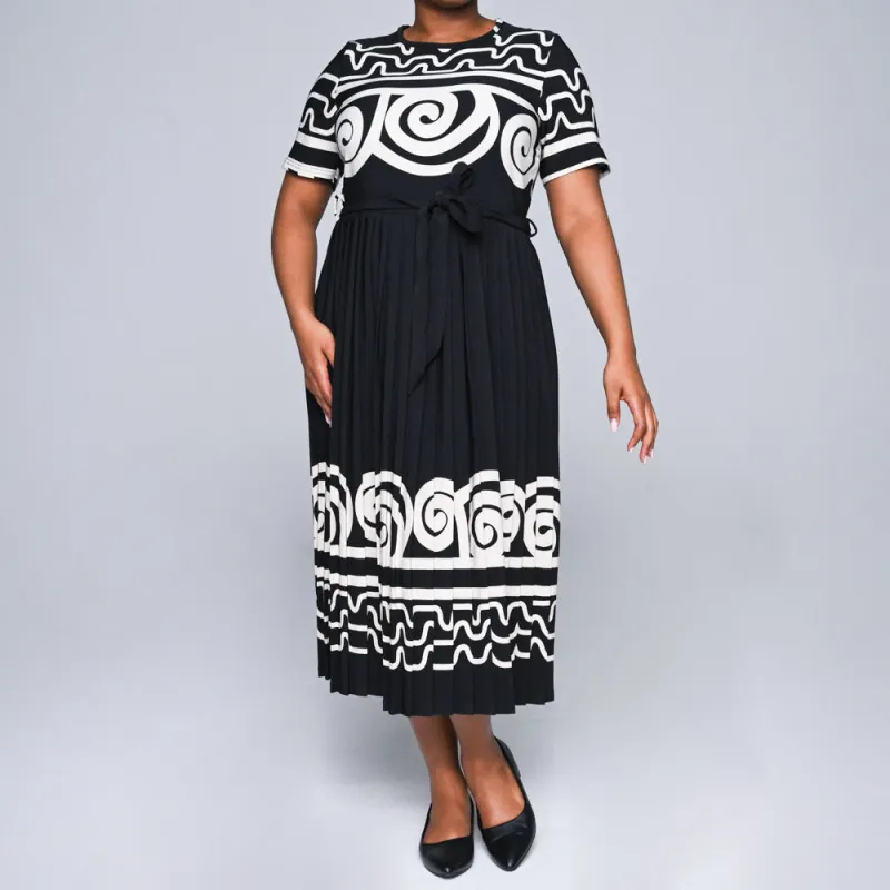 Plus Size Border Print Pleated Dress sold by Fashion World