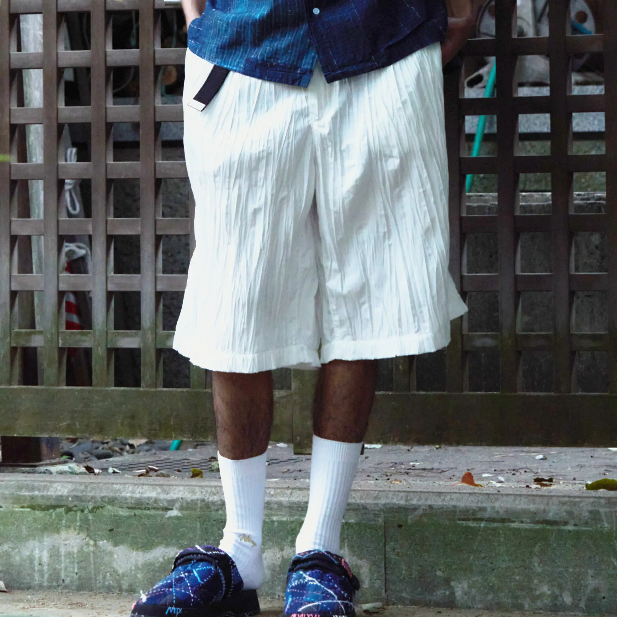 Random Pleated 3/4 Trousers sold by Kuon product image thumbnail 2