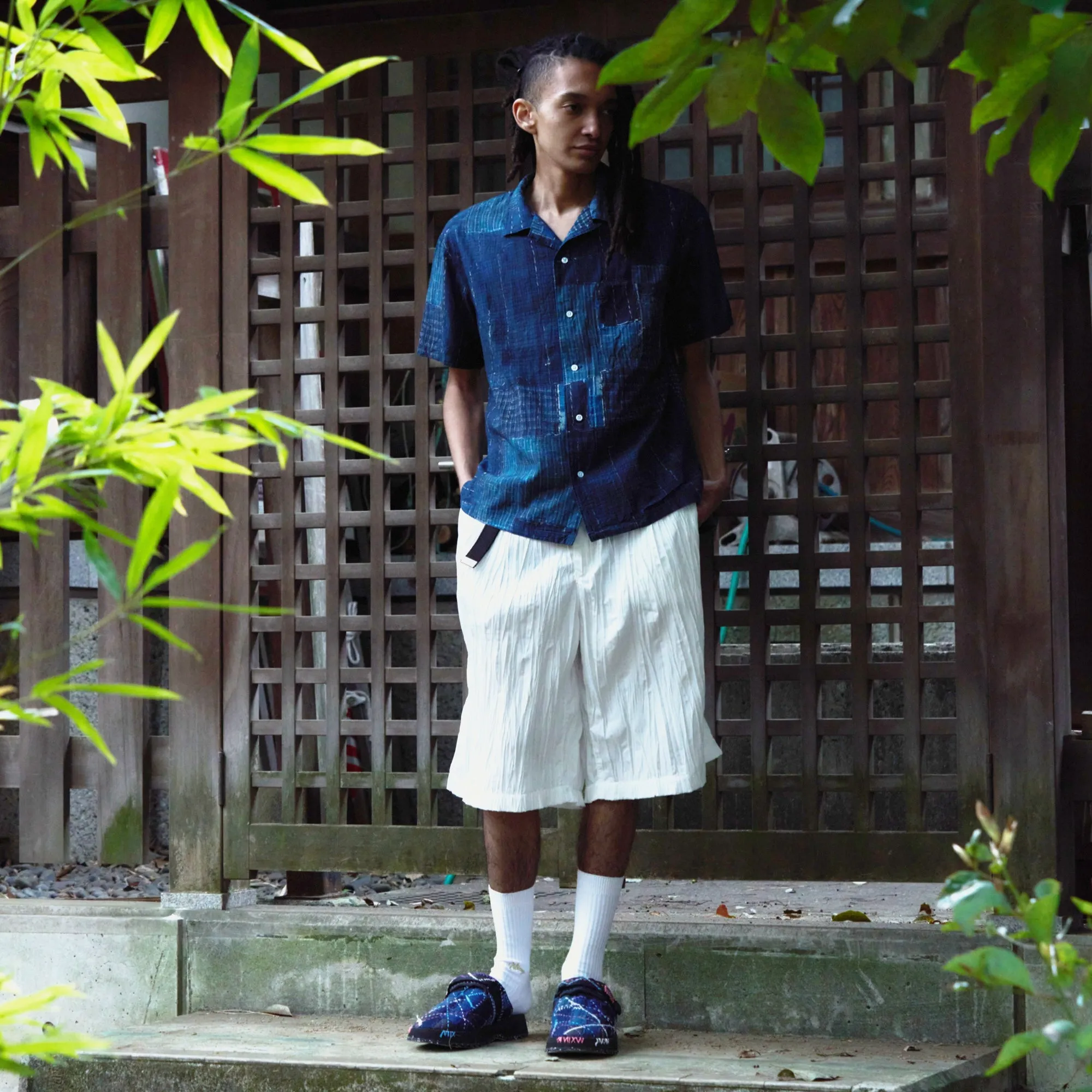 Random Pleated 3/4 Trousers sold by Kuon product image thumbnail 3