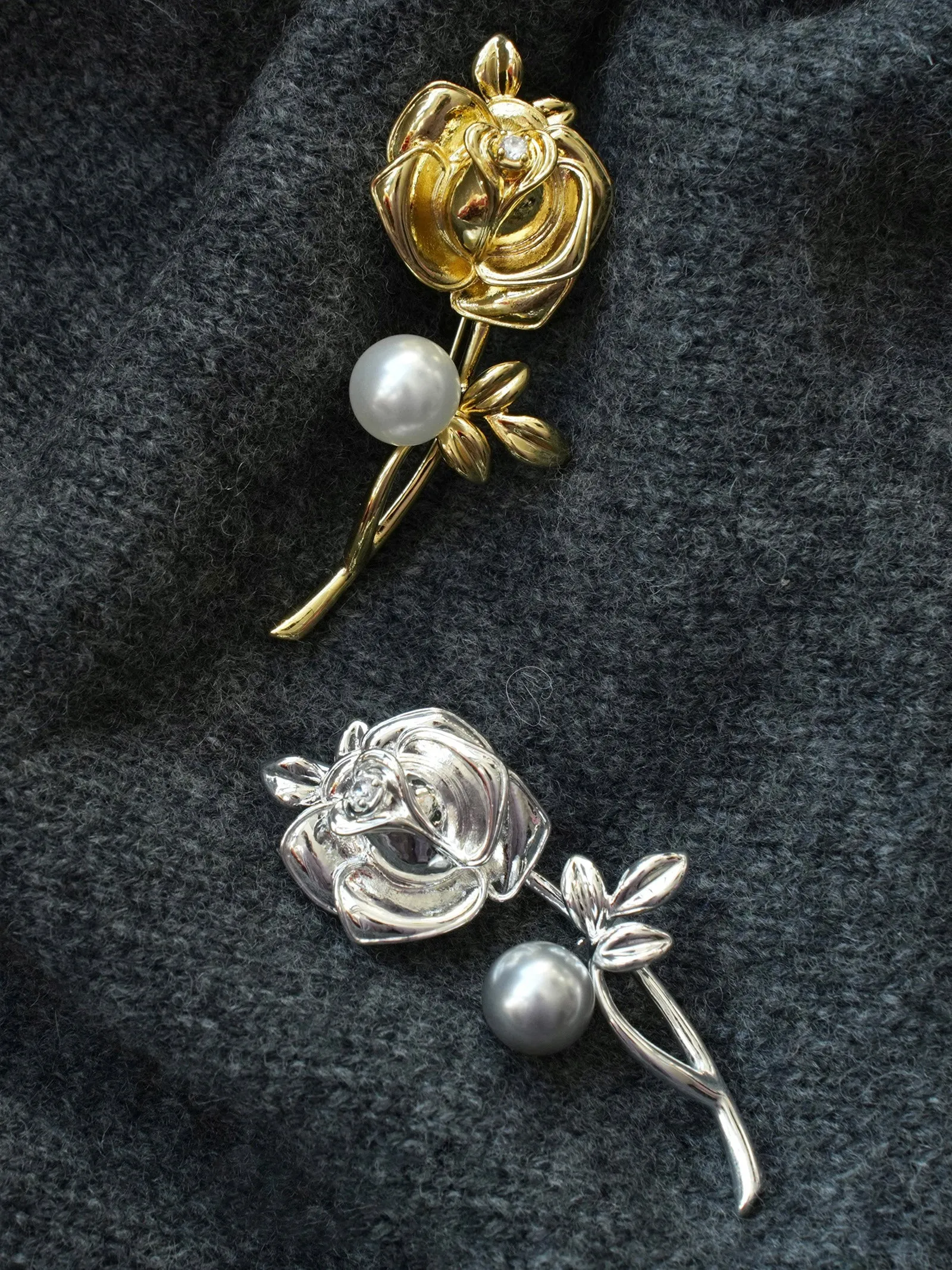 Freshwater Pearl & Alloy Rose Carved Brooch sold by Lintico product image thumbnail 5