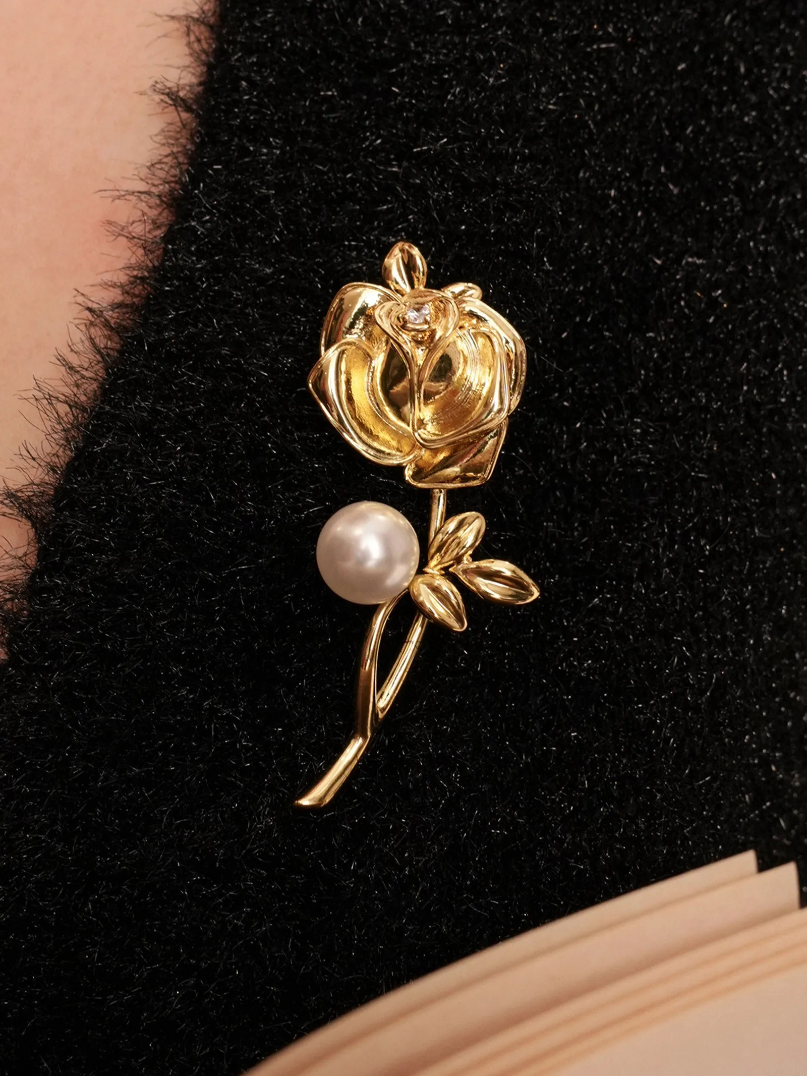 Freshwater Pearl & Alloy Rose Carved Brooch sold by Lintico product image thumbnail 2