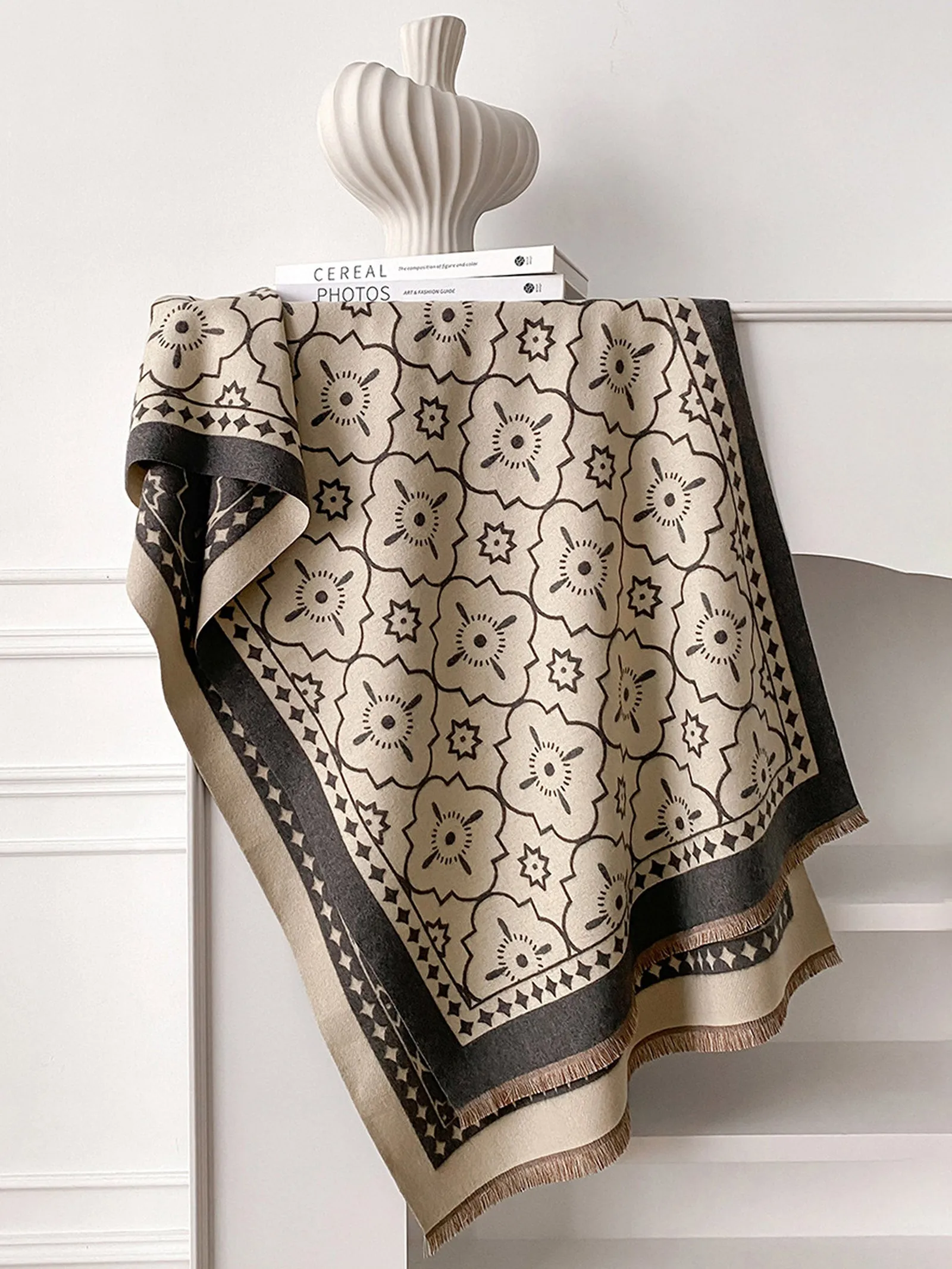 Double-Sided Floral-Jacquard Fringed Scarf sold by Lintico product image thumbnail 2