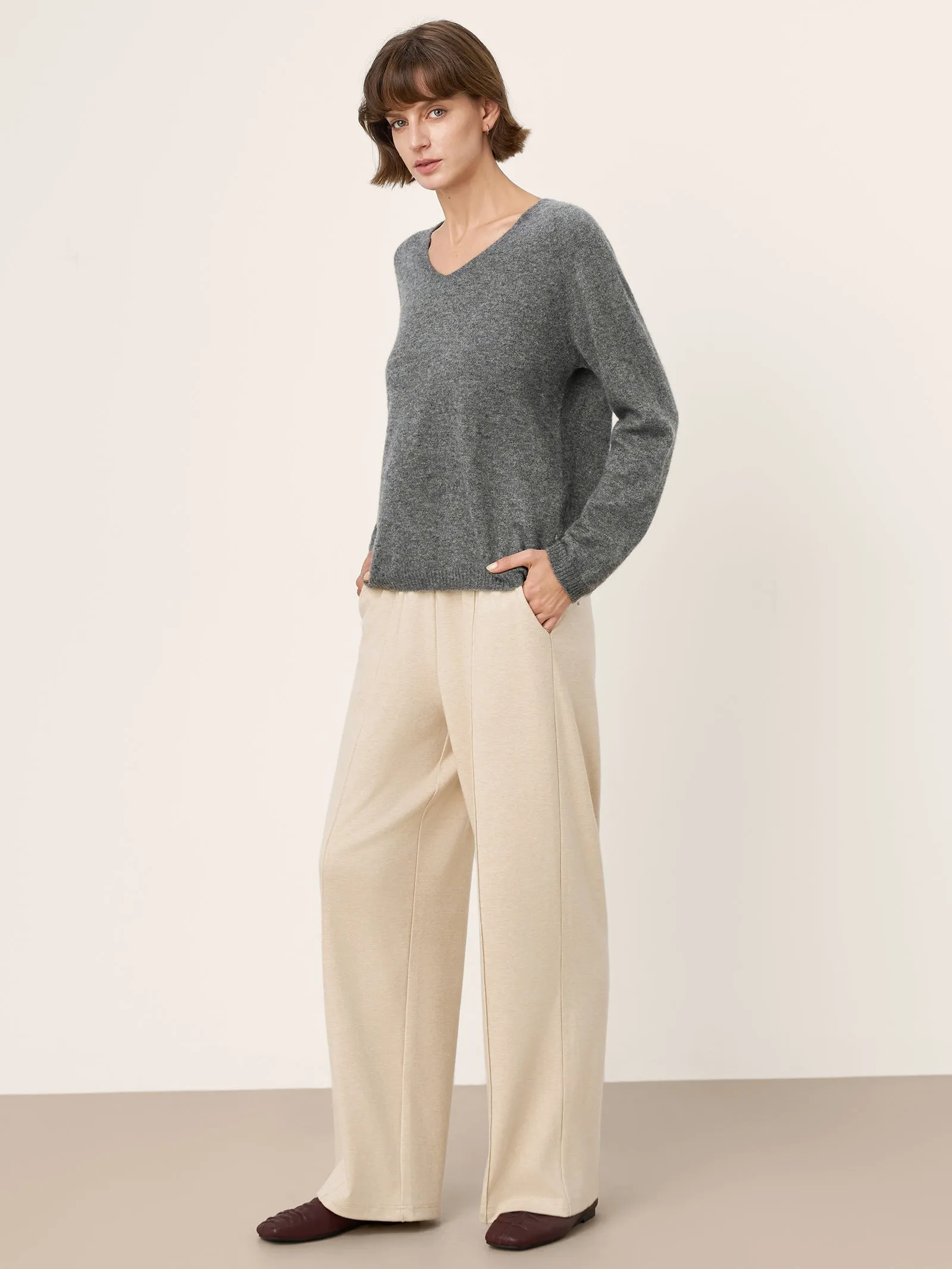 Mongolian Cashmere & Mulberry Silk Seamless Ribbed Trim V-Neck Sweater TESSA sold by Lintico product image thumbnail 5