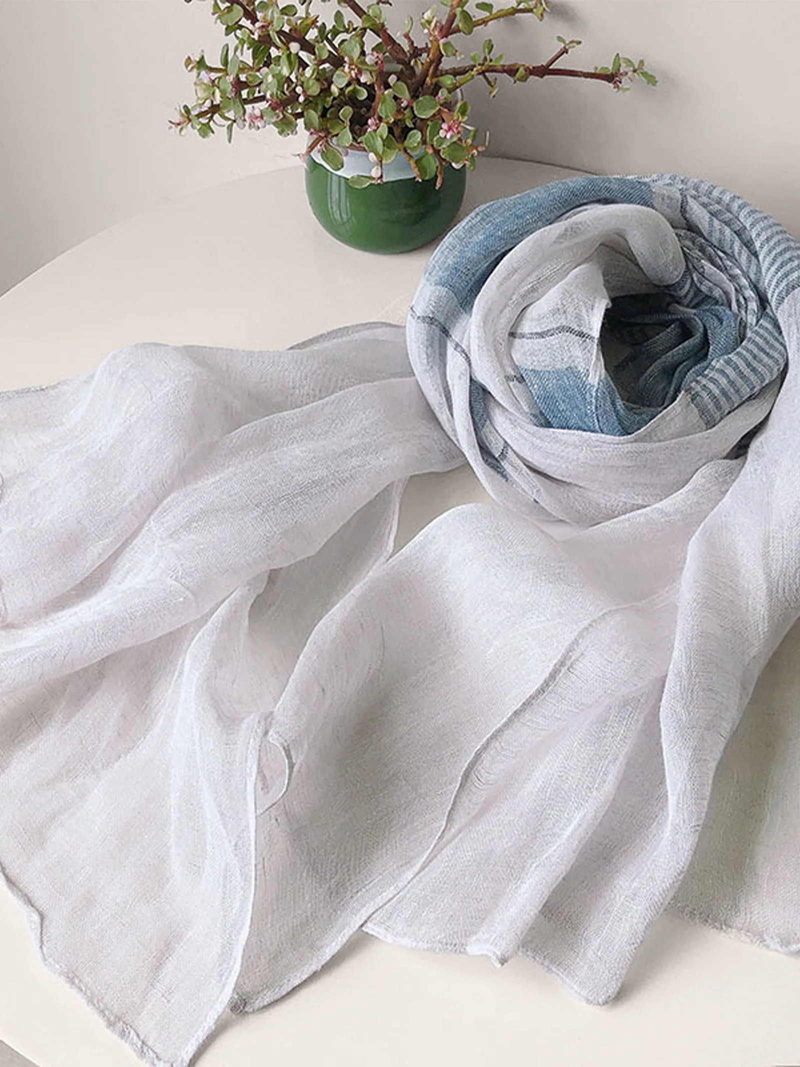 Linen Striped Color-Block Scarf sold by Lintico product image thumbnail 4