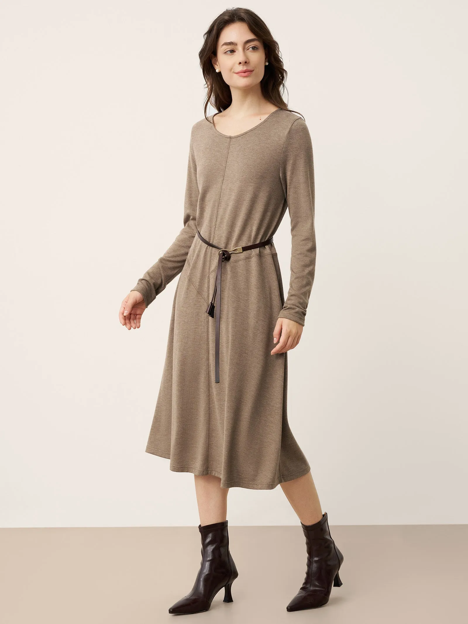 Cashmere Crew Neck Sculpted Seam A-Line Midi Dress HARLOW sold by Lintico product image thumbnail 4
