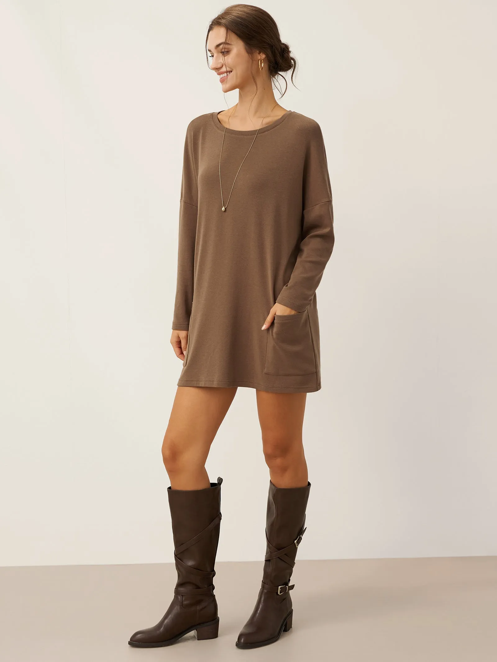 Lenzing Tencel Modal® Long Drop Shoulder Stretch Pullover Top with Patch Pockets sold by Lintico product image thumbnail 2