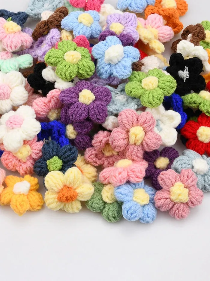 Hand-Knitted Yarn Flowers sold by Lintico product image thumbnail 4