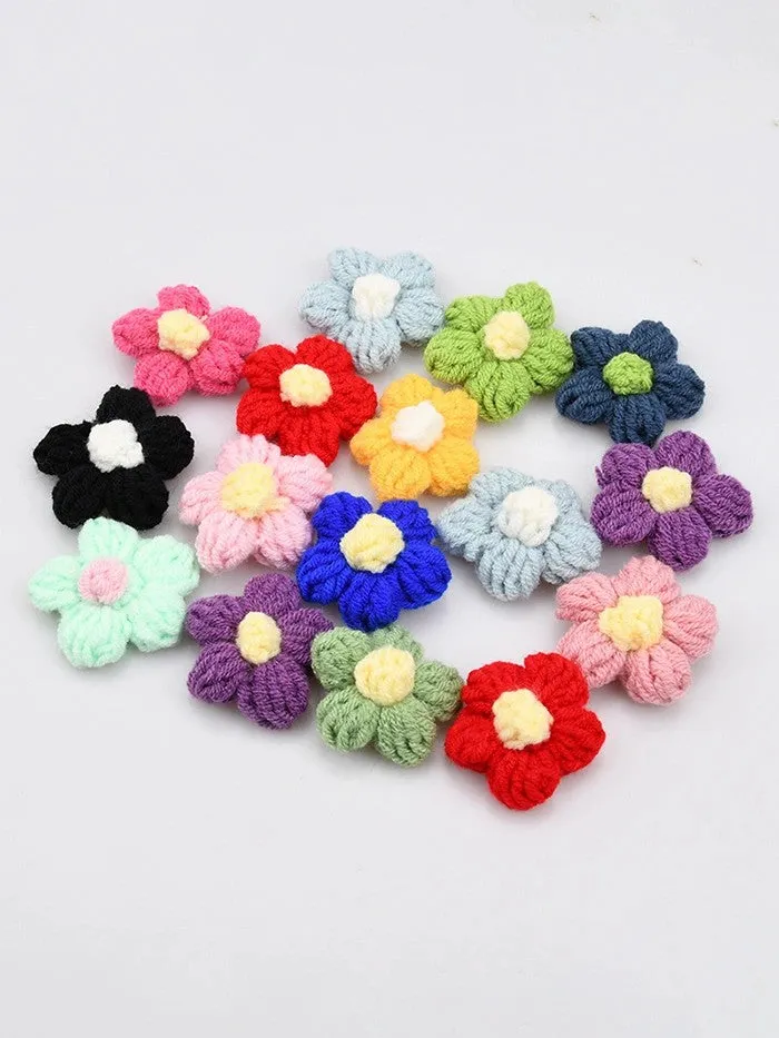 Hand-Knitted Yarn Flowers sold by Lintico