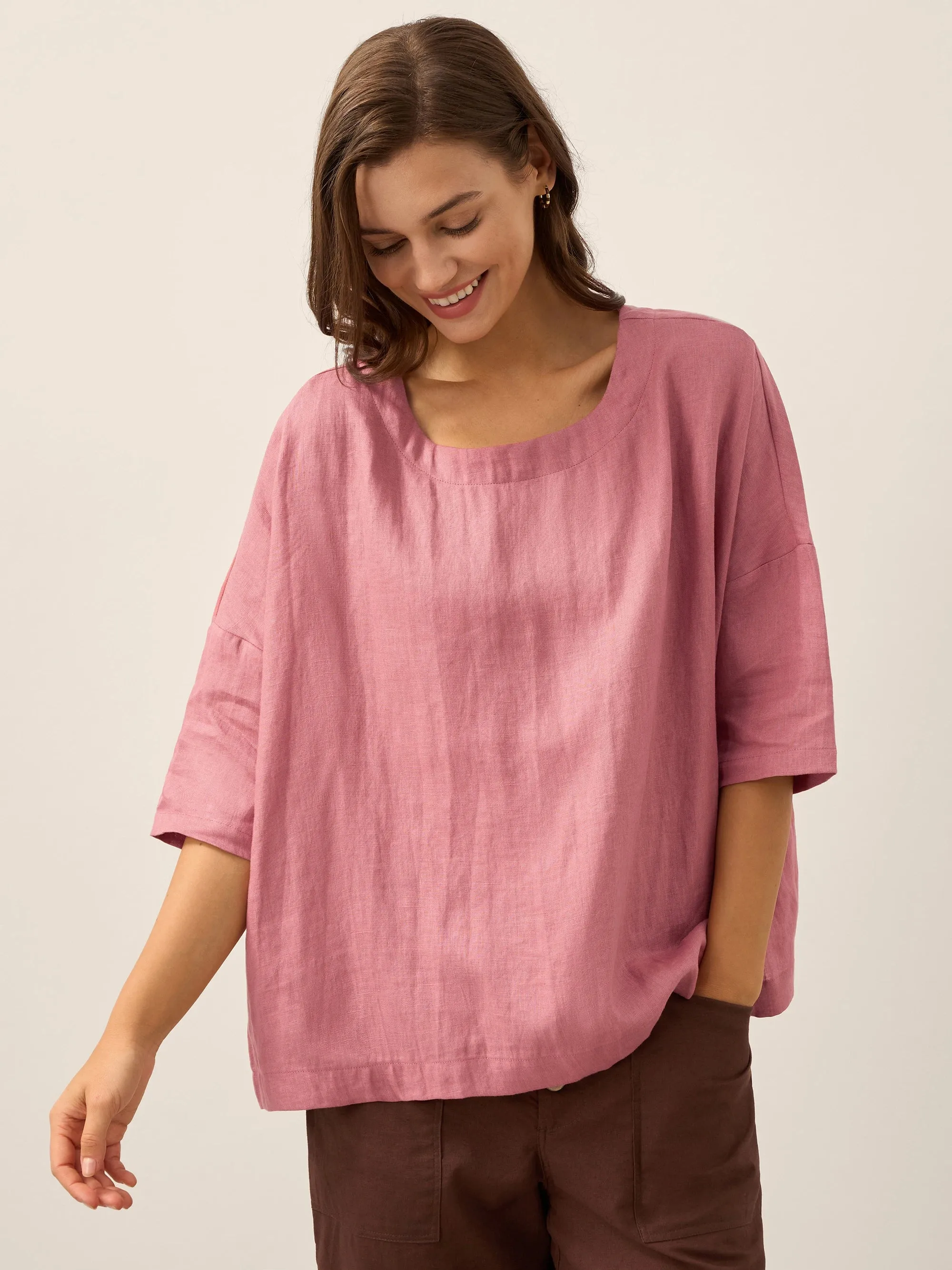 100% Linen Boatneck 3/4 Length Sleeve Top AURORA sold by Lintico product image thumbnail 5