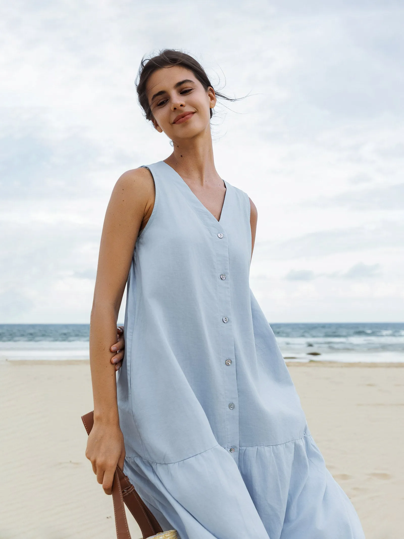 Linen Vacation Sleeveless V-Neck Mid-Length Dress CELINE sold by Lintico product image thumbnail 2
