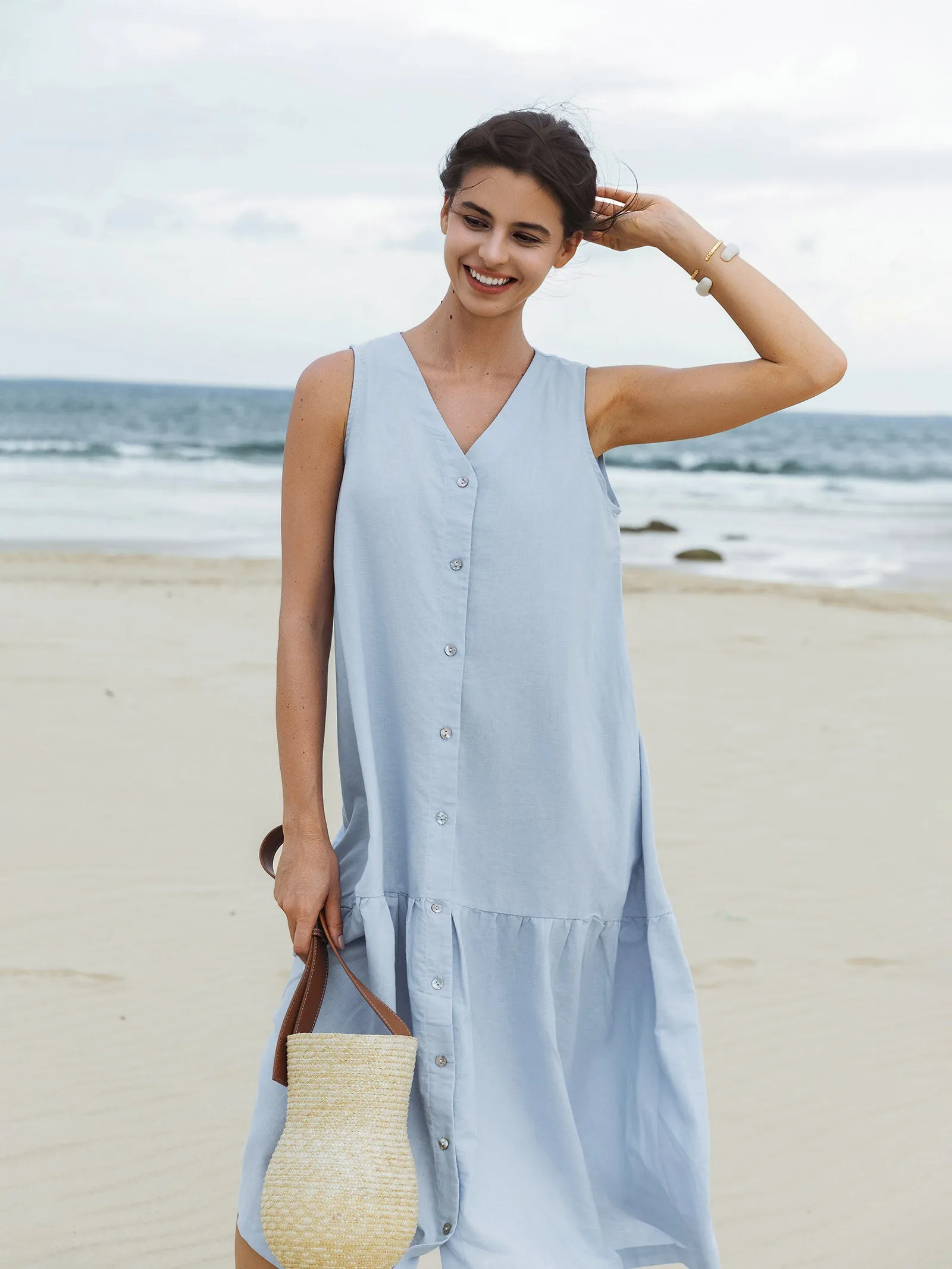 Linen Vacation Sleeveless V-Neck Mid-Length Dress CELINE sold by Lintico product image thumbnail 3