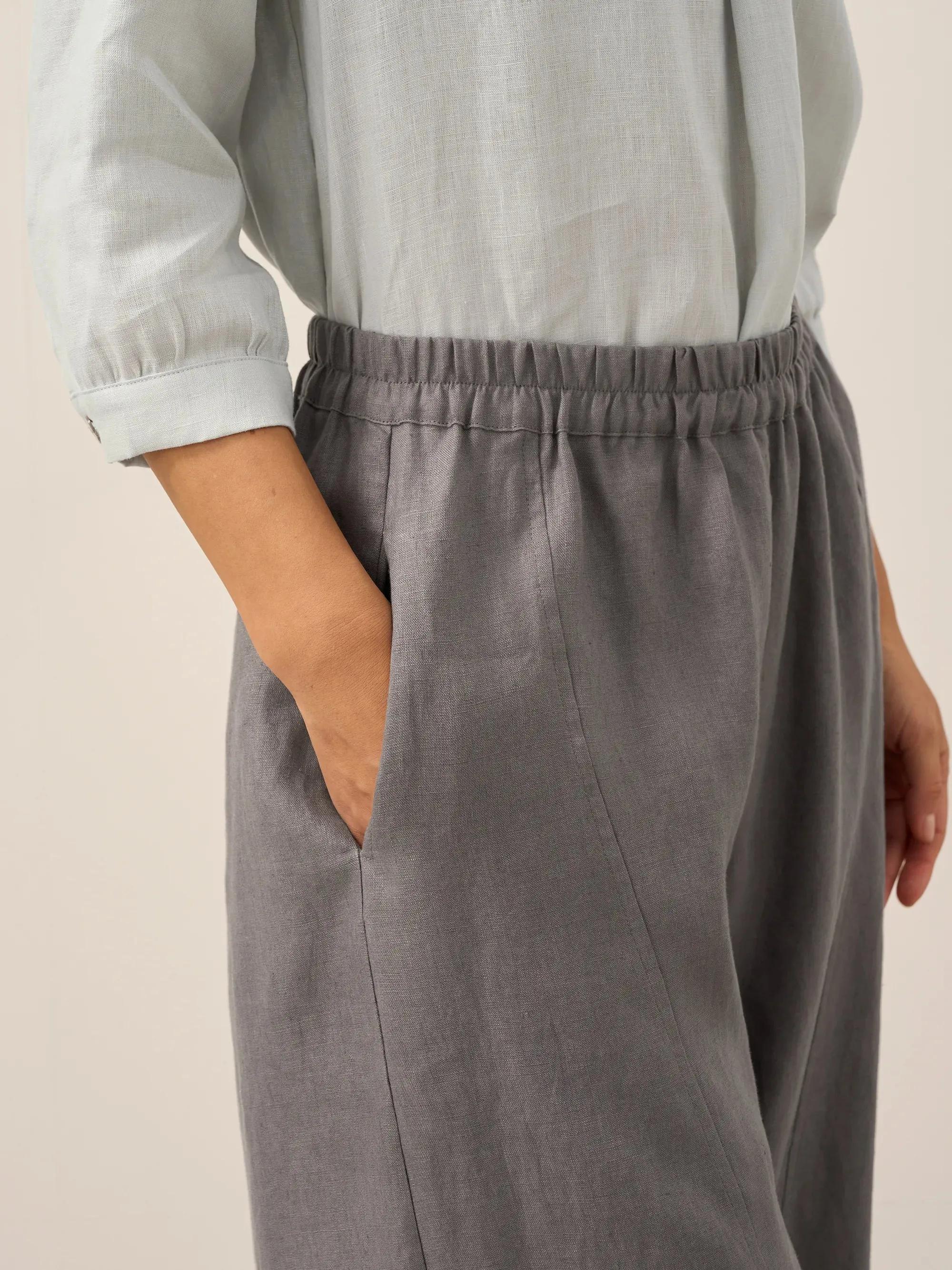 100% Linen Classic Ankle Pants ZOE sold by Lintico product image thumbnail 4