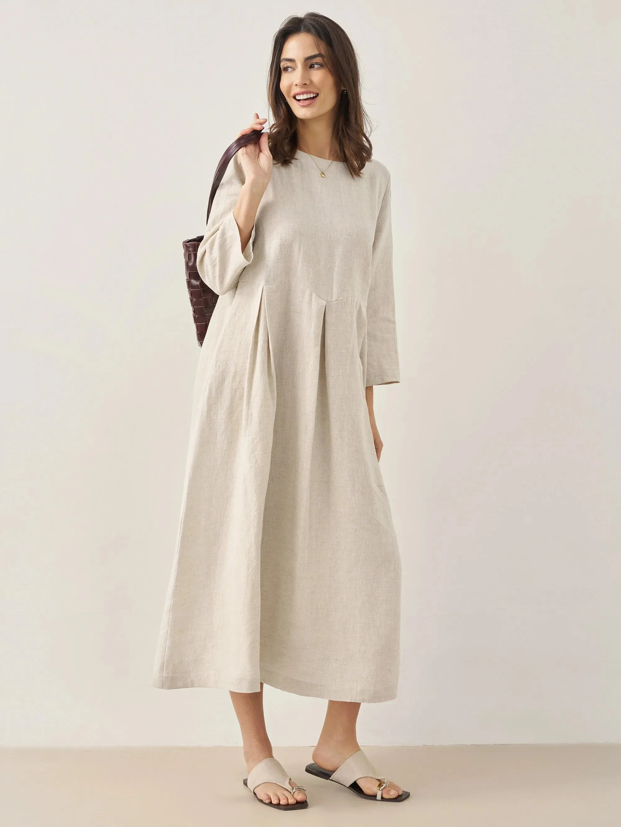 100% Linen Bateau Neck Pleated Maxi Dress ABIGAIL sold by Lintico product image thumbnail 5