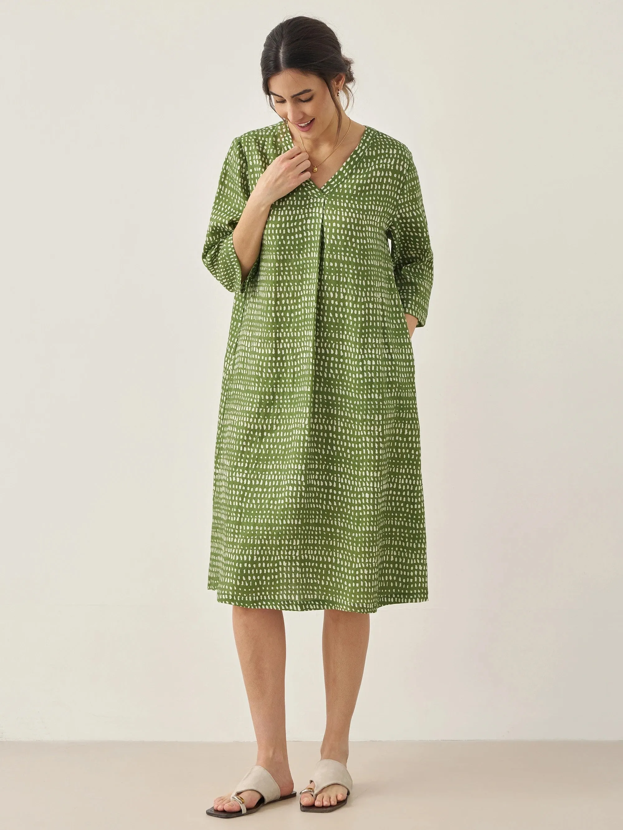 100% Linen V-Neck Dot Midi Dress LIRA sold by Lintico product image thumbnail 2