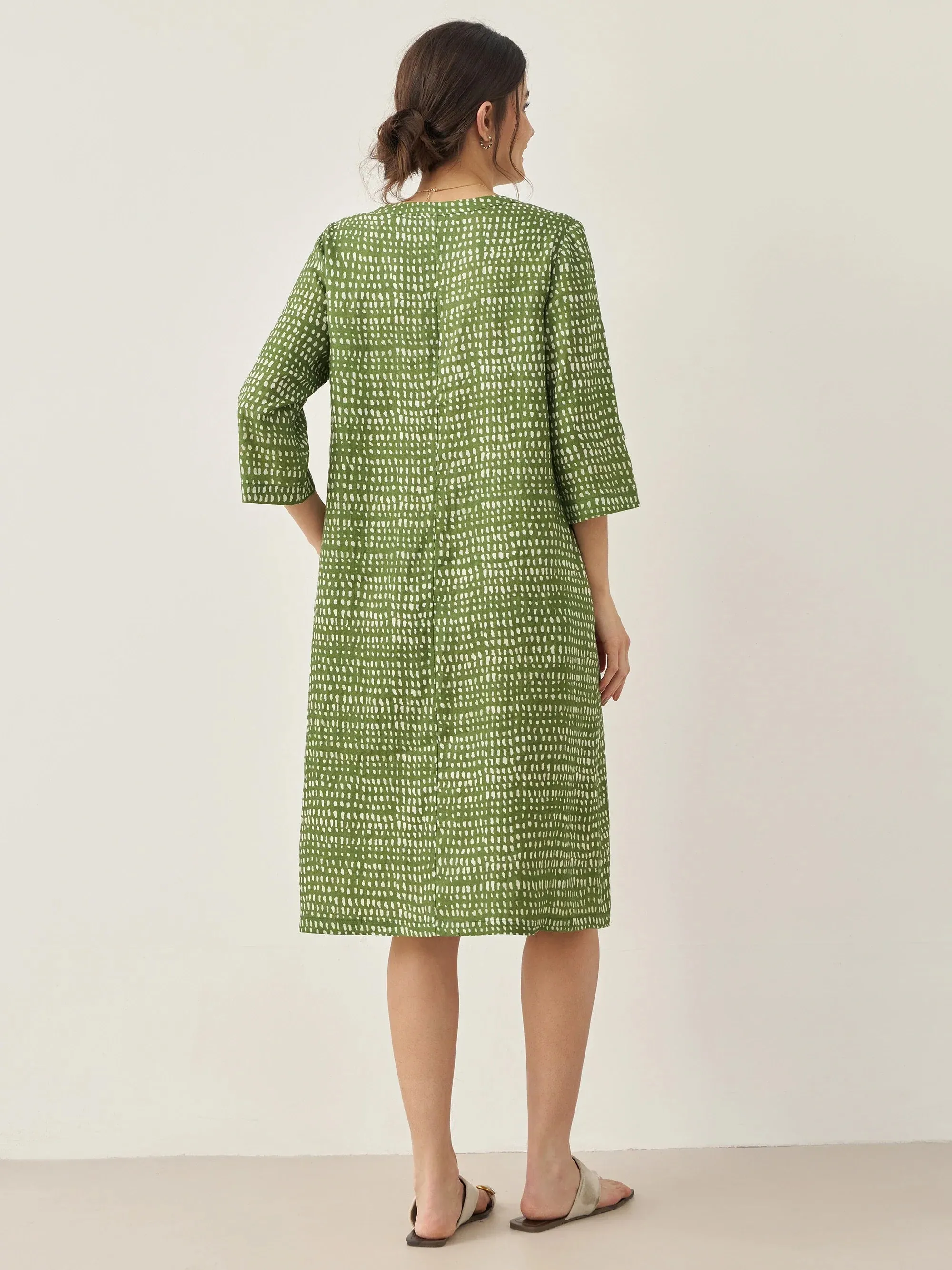 100% Linen V-Neck Dot Midi Dress LIRA sold by Lintico product image thumbnail 5