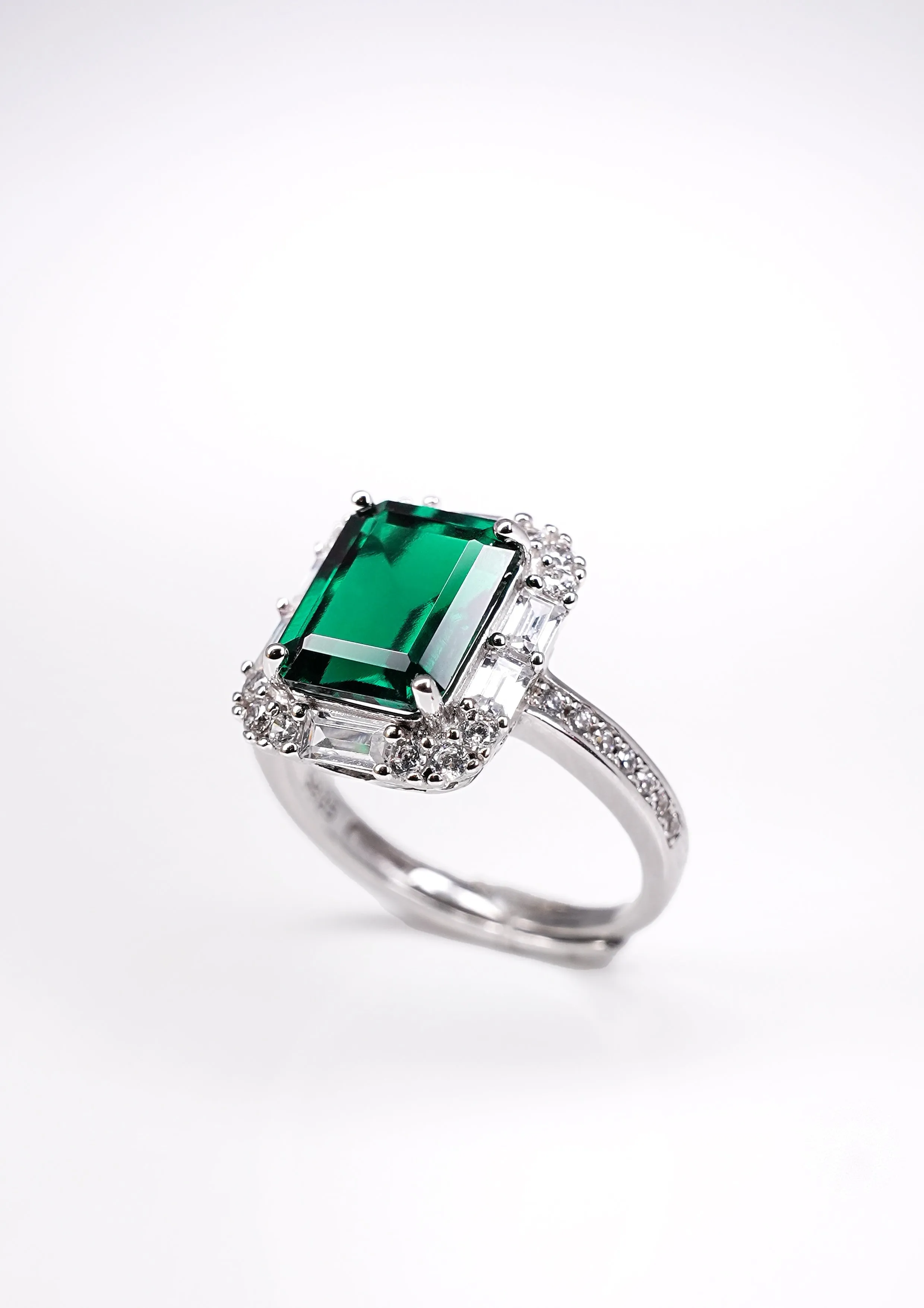Exquisite Emerald Ring - Emerald Shadow Fairy Ring sold by Lintico product image thumbnail 4