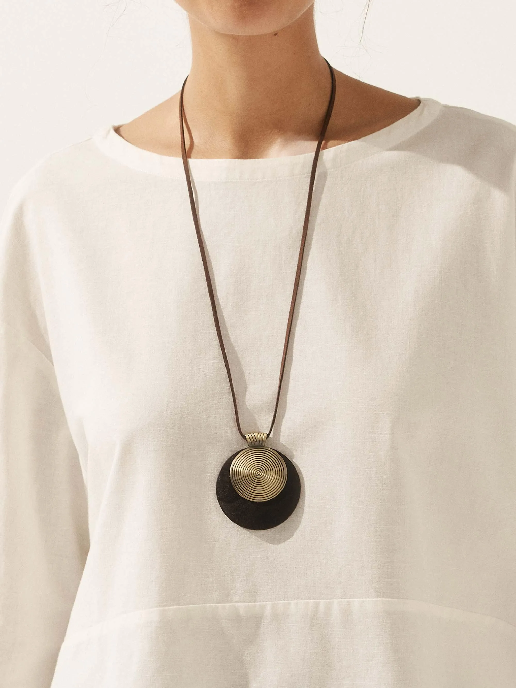 Vintage Wooden Rings Long Necklace sold by Lintico product image thumbnail 5