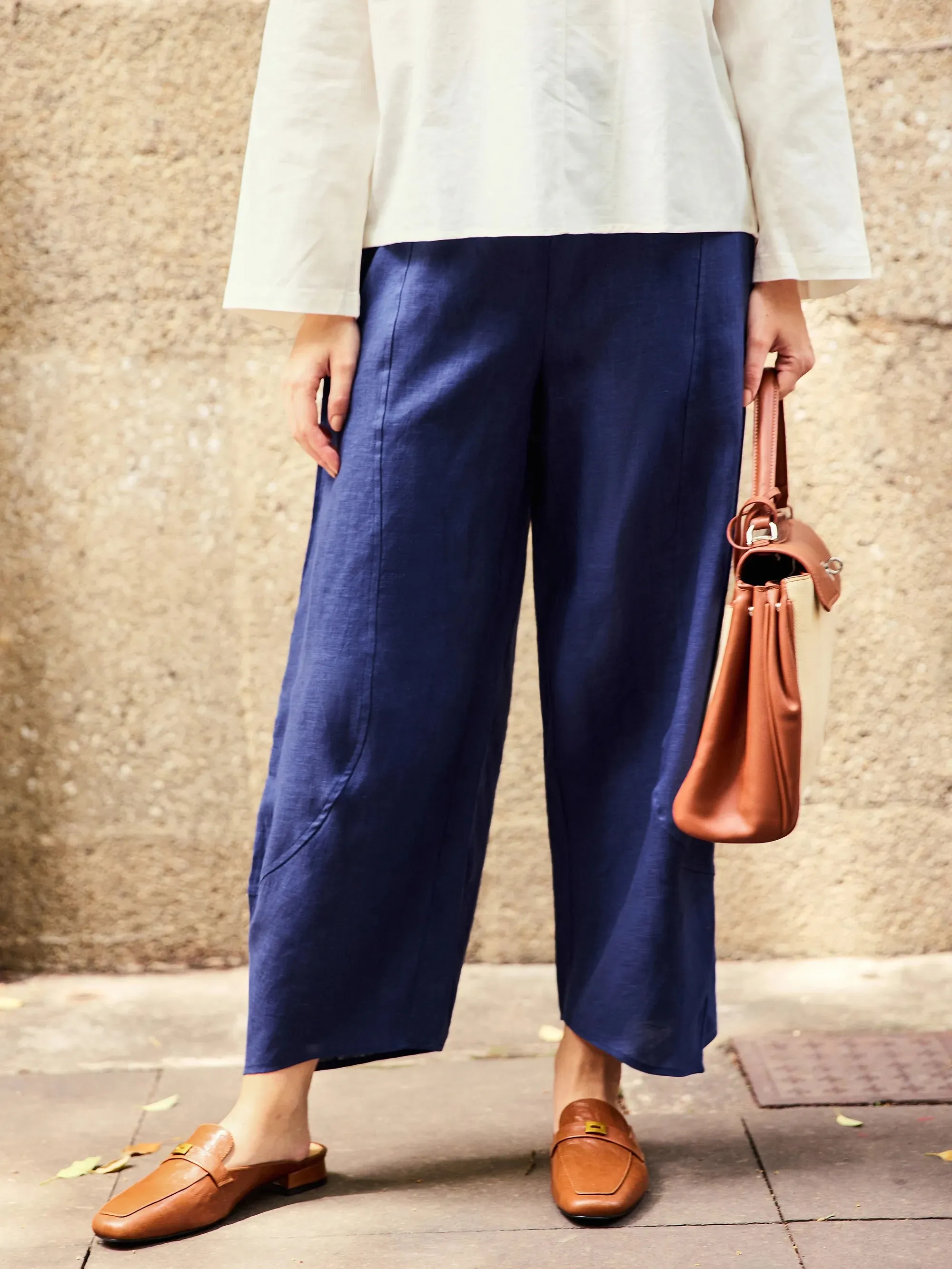 100% Linen Classic Ankle Pants ZOE sold by Lintico product image thumbnail 2