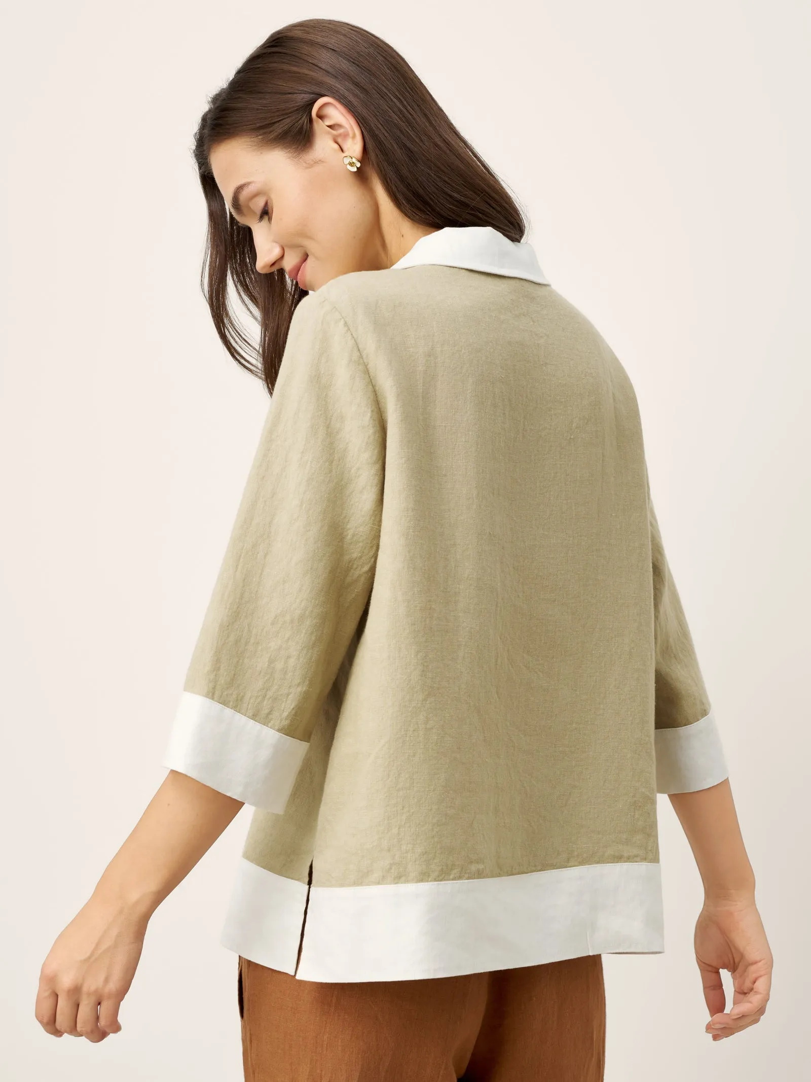 100% Linen Contrast Panel Lapel Sculpted Pleated Pullover Top VICTORIA sold by Lintico product image thumbnail 3