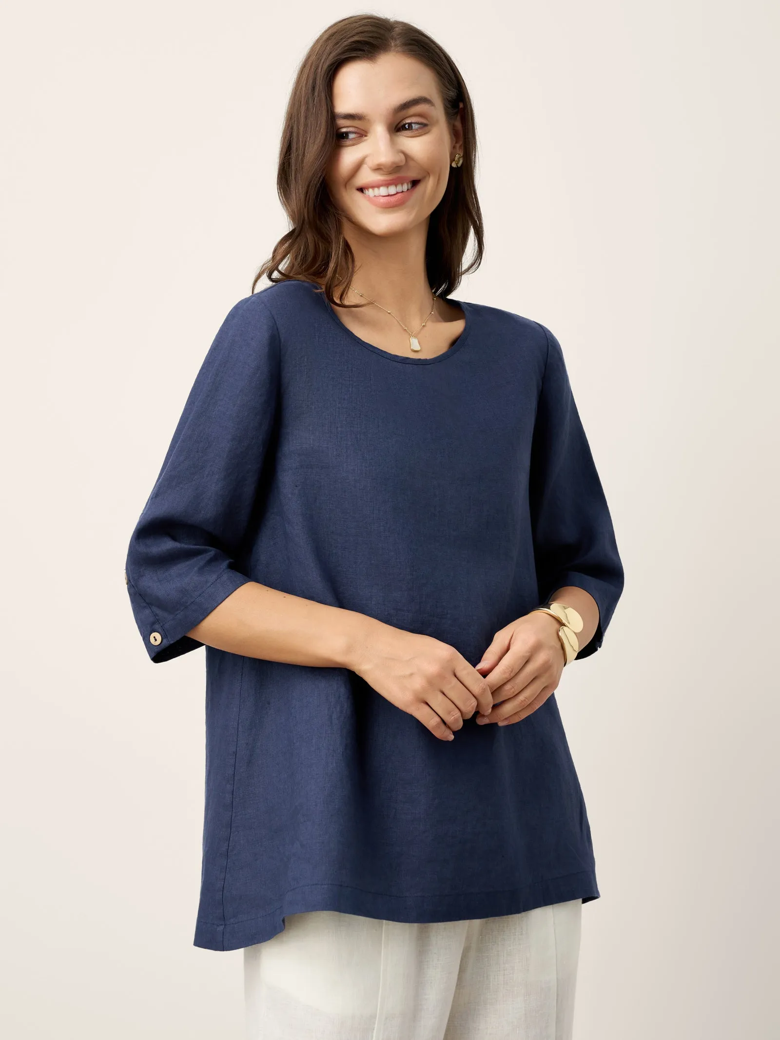 100% Linen Relaxed Back Button Top with Tab Sleeves SYLVANA sold by Lintico product image thumbnail 4