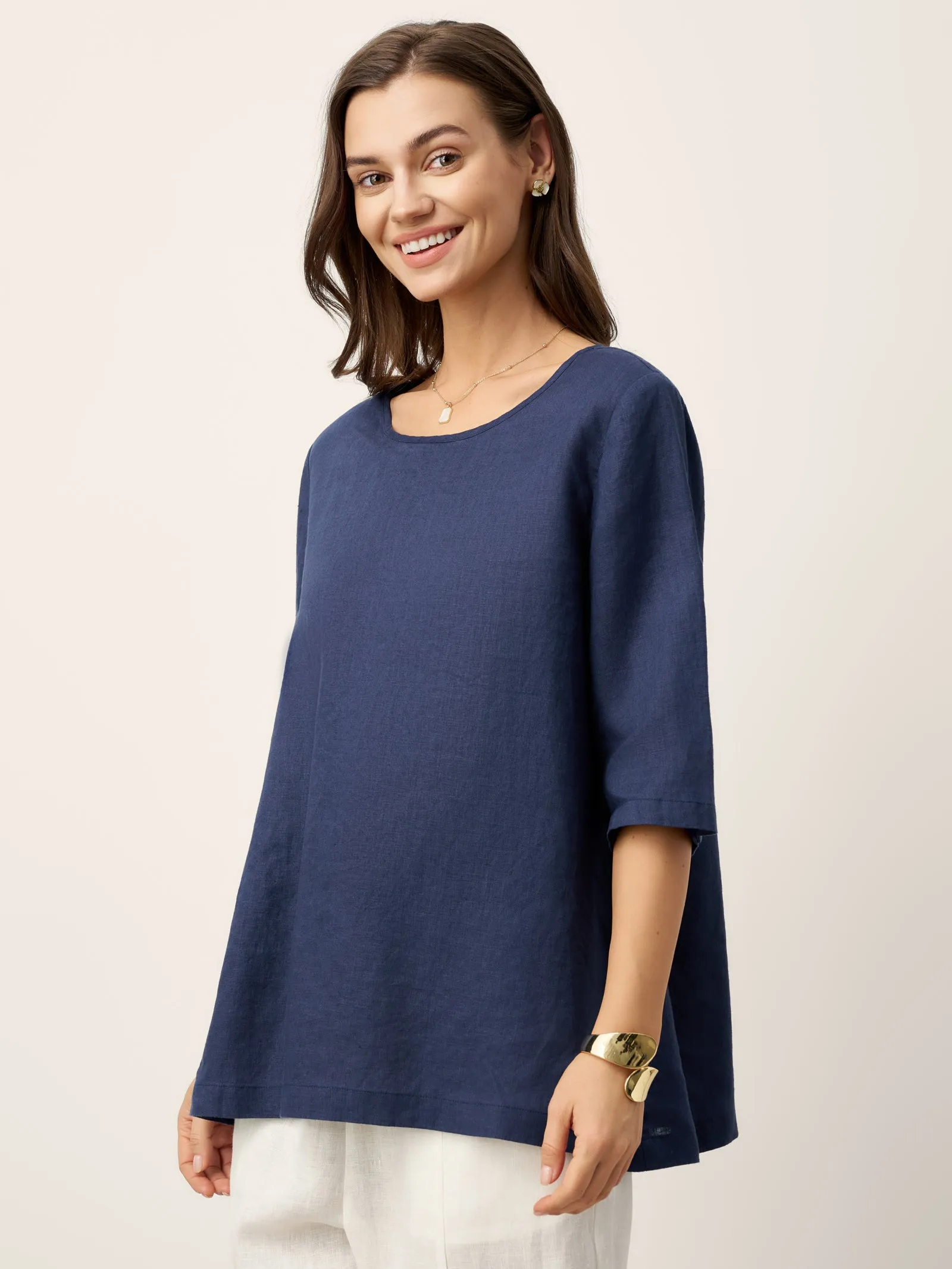 100% Linen Relaxed Back Button Top with Tab Sleeves SYLVANA sold by Lintico product image thumbnail 3
