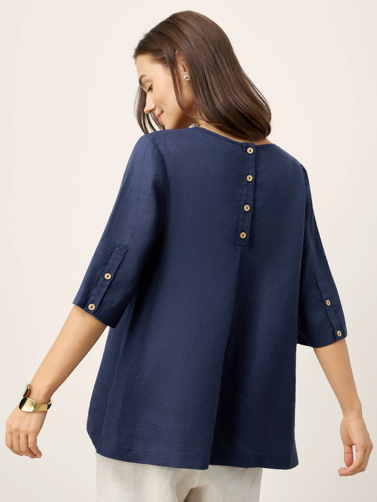 100% Linen Relaxed Back Button Top with Tab Sleeves SYLVANA sold by Lintico product image thumbnail 2