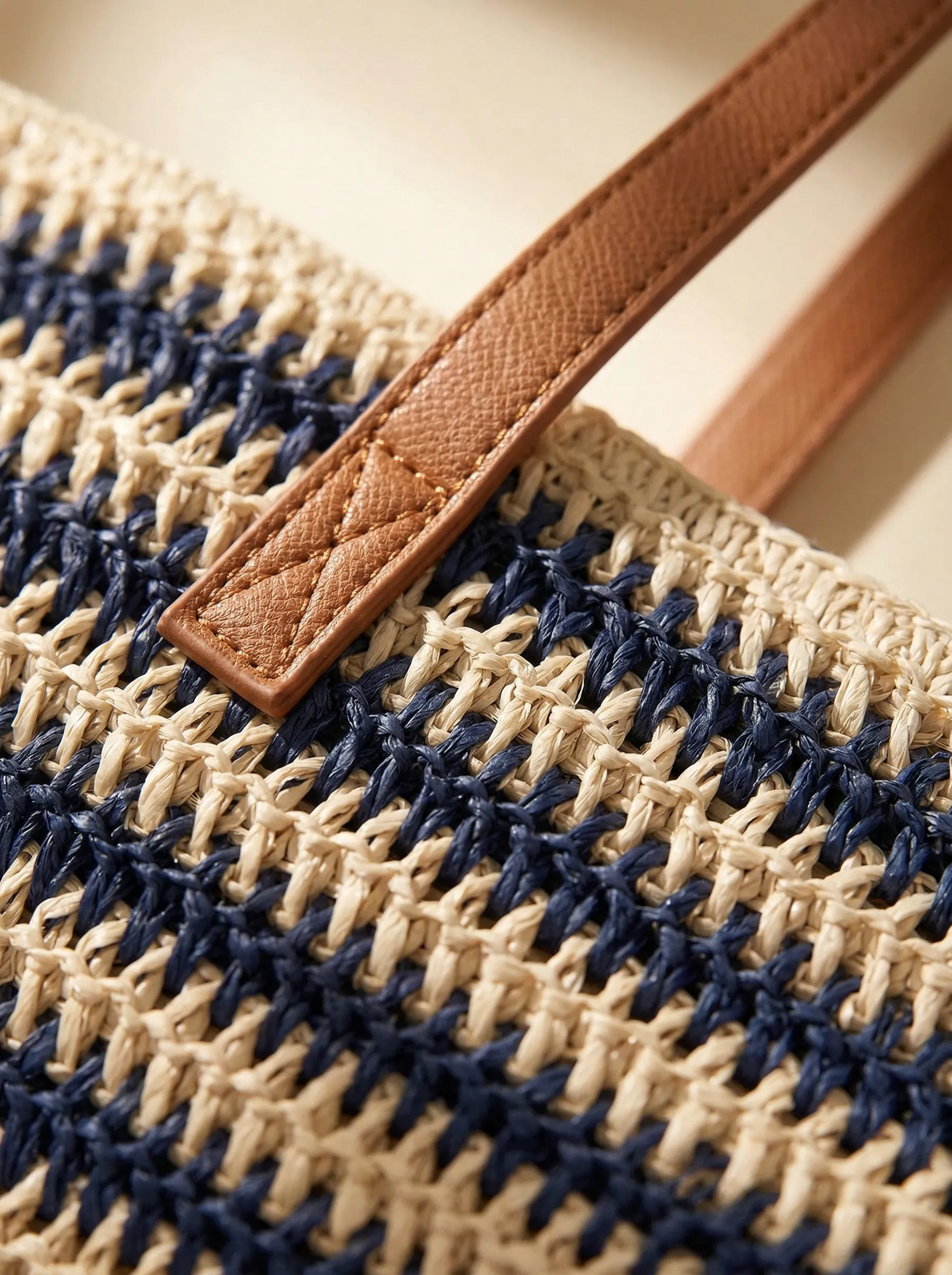 Artisanal Handwoven Stripes Large Tote for Summer Vacation sold by Lintico product image thumbnail 4