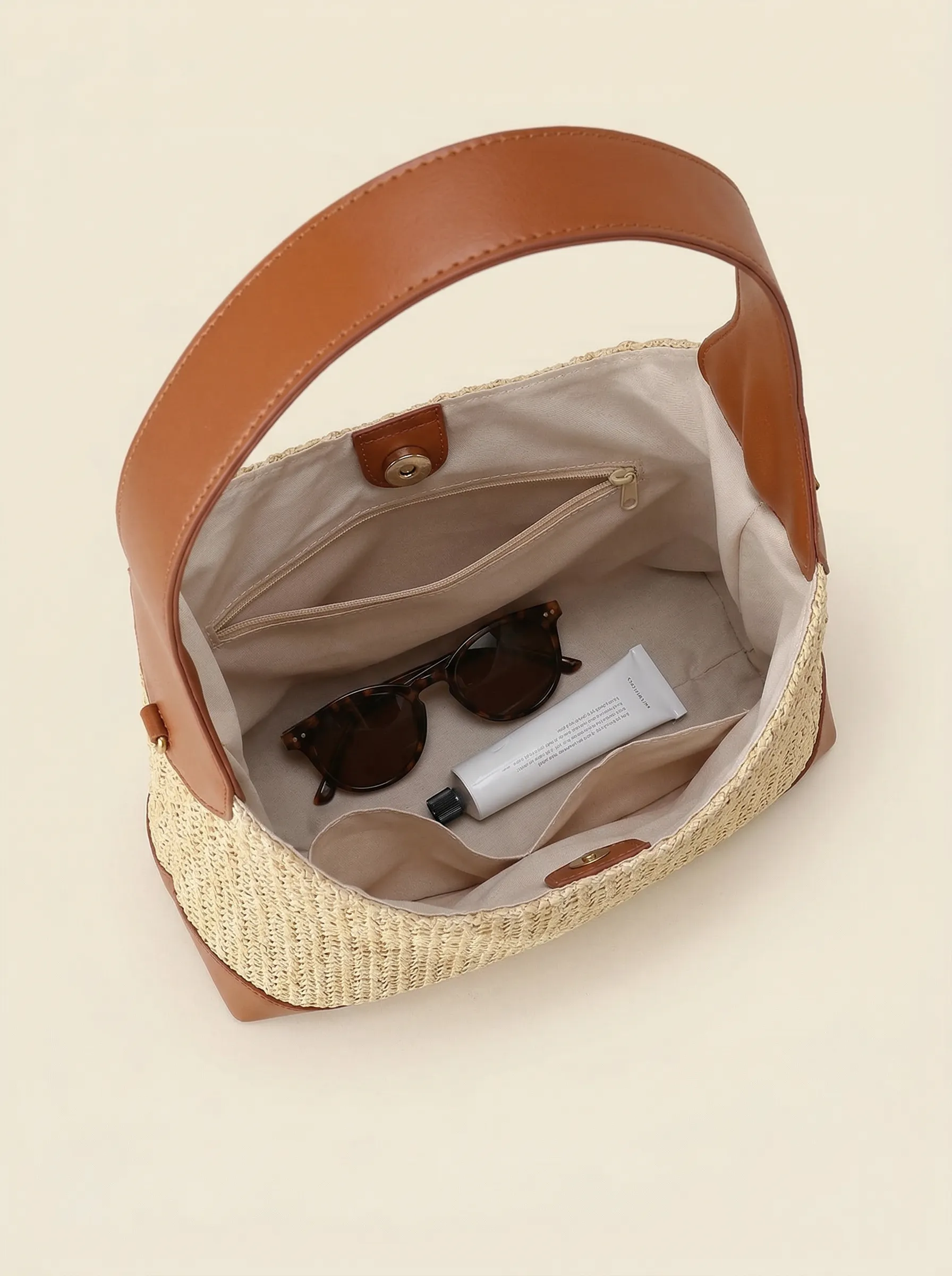 Artisanal Handwoven Colorblock Bucket Bag for Effortless Coastal Style sold by Lintico product image thumbnail 3