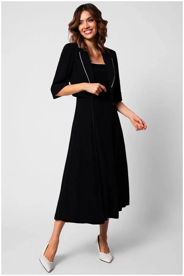 Rina Cropped Blazer sold by Luna Fashion House product image thumbnail 3