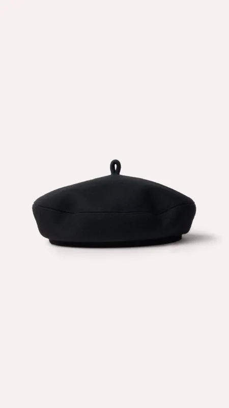 WOOL BERET made by Maison Krasnova