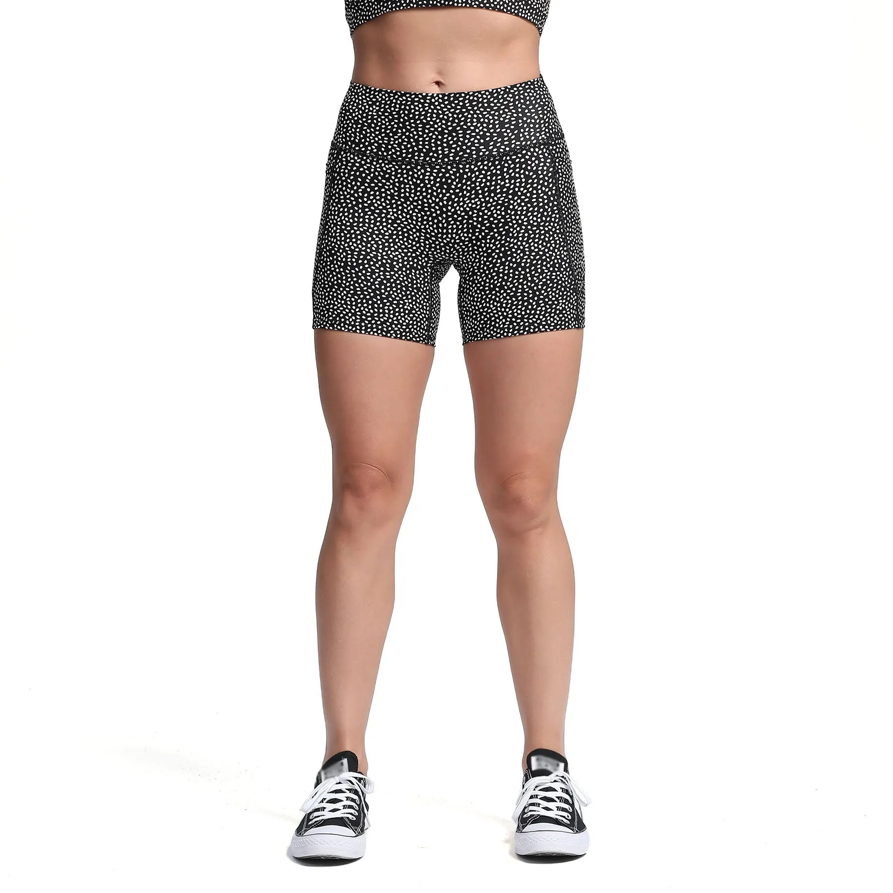 Aoxjox 3 Waist Seam Side Pocket Shorts sold by Aoxjox product image thumbnail 4