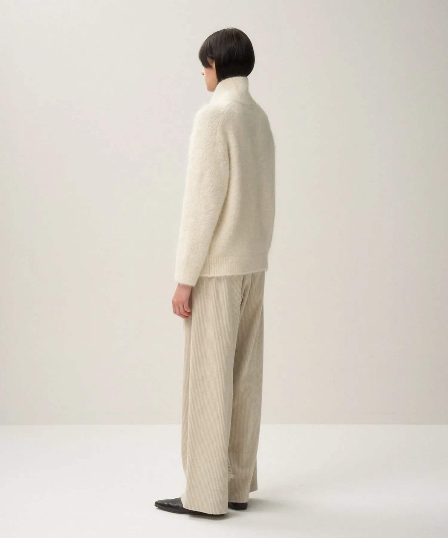 ALPACA FUR | STAND COLLAR CARDIGAN sold by ATON product image thumbnail 4