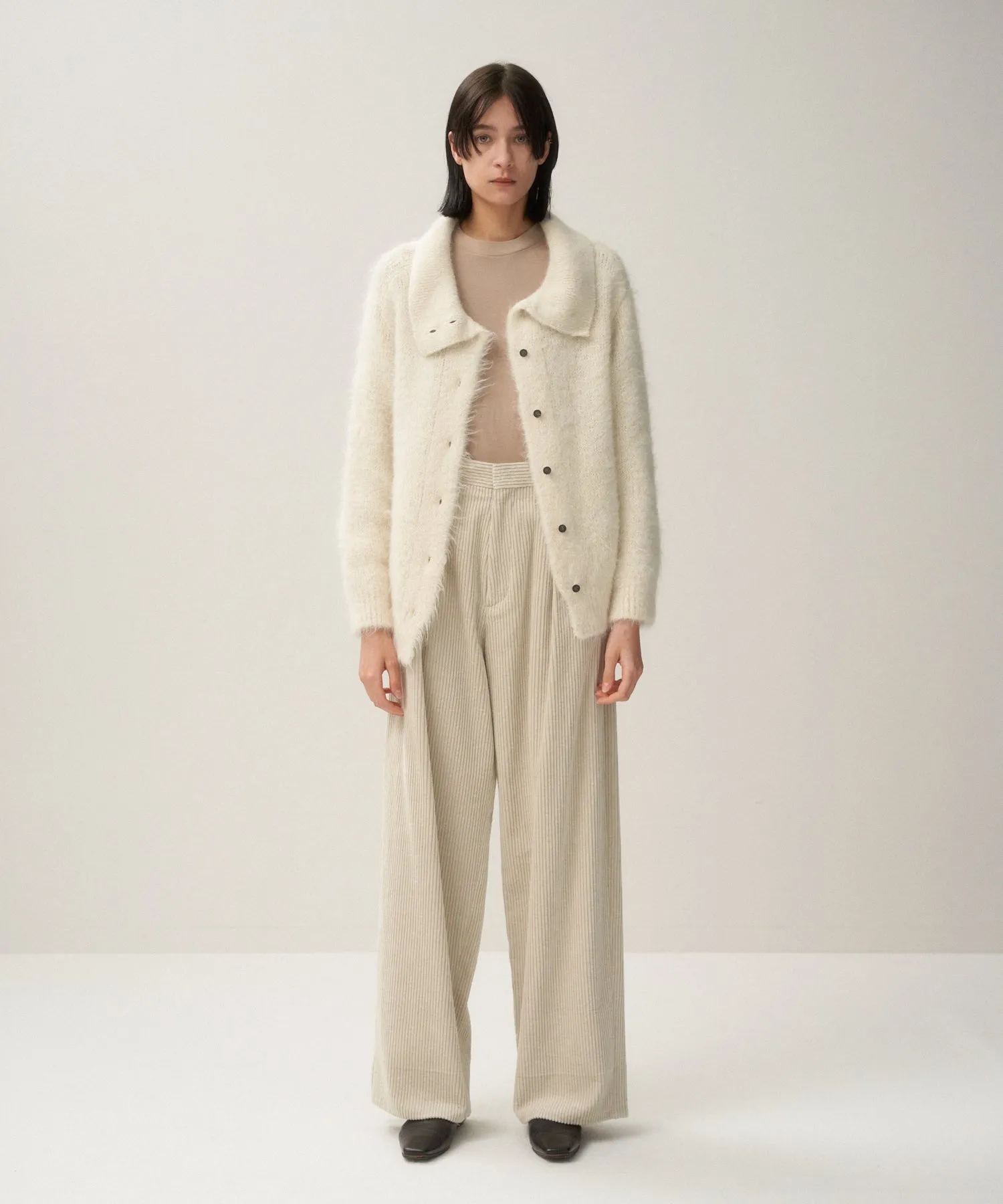 ALPACA FUR | STAND COLLAR CARDIGAN sold by ATON product image thumbnail 3