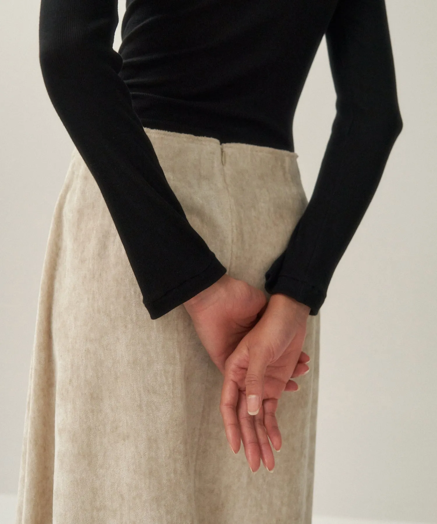 COMPACT RIB | LONG SLEEVE T-SHIRT sold by ATON product image thumbnail 4