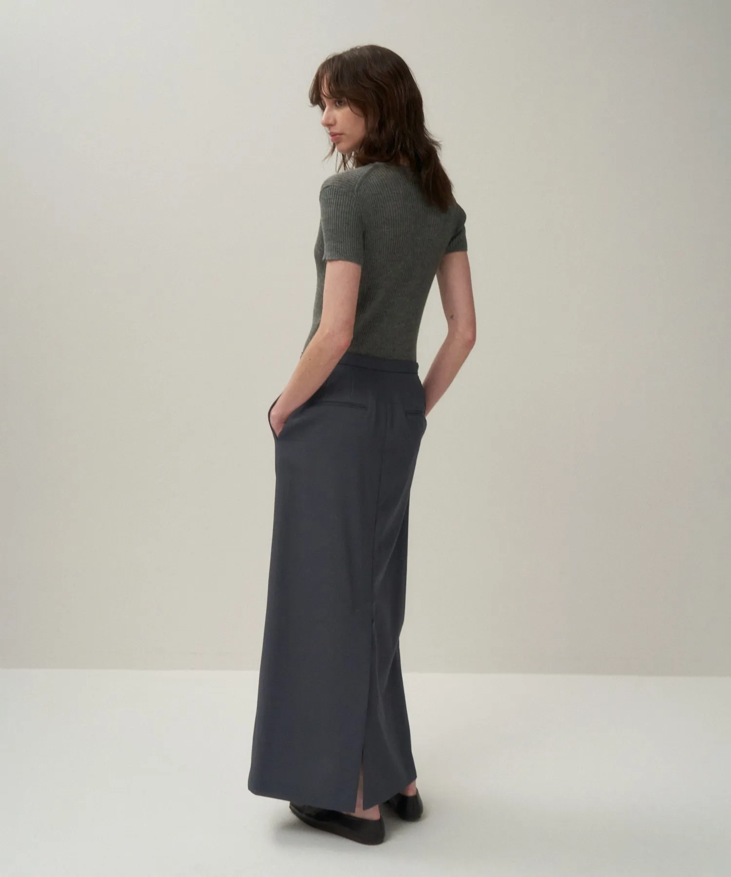 TECHNO WOOL TWILL | I-LINE SKIRT sold by ATON product image thumbnail 4