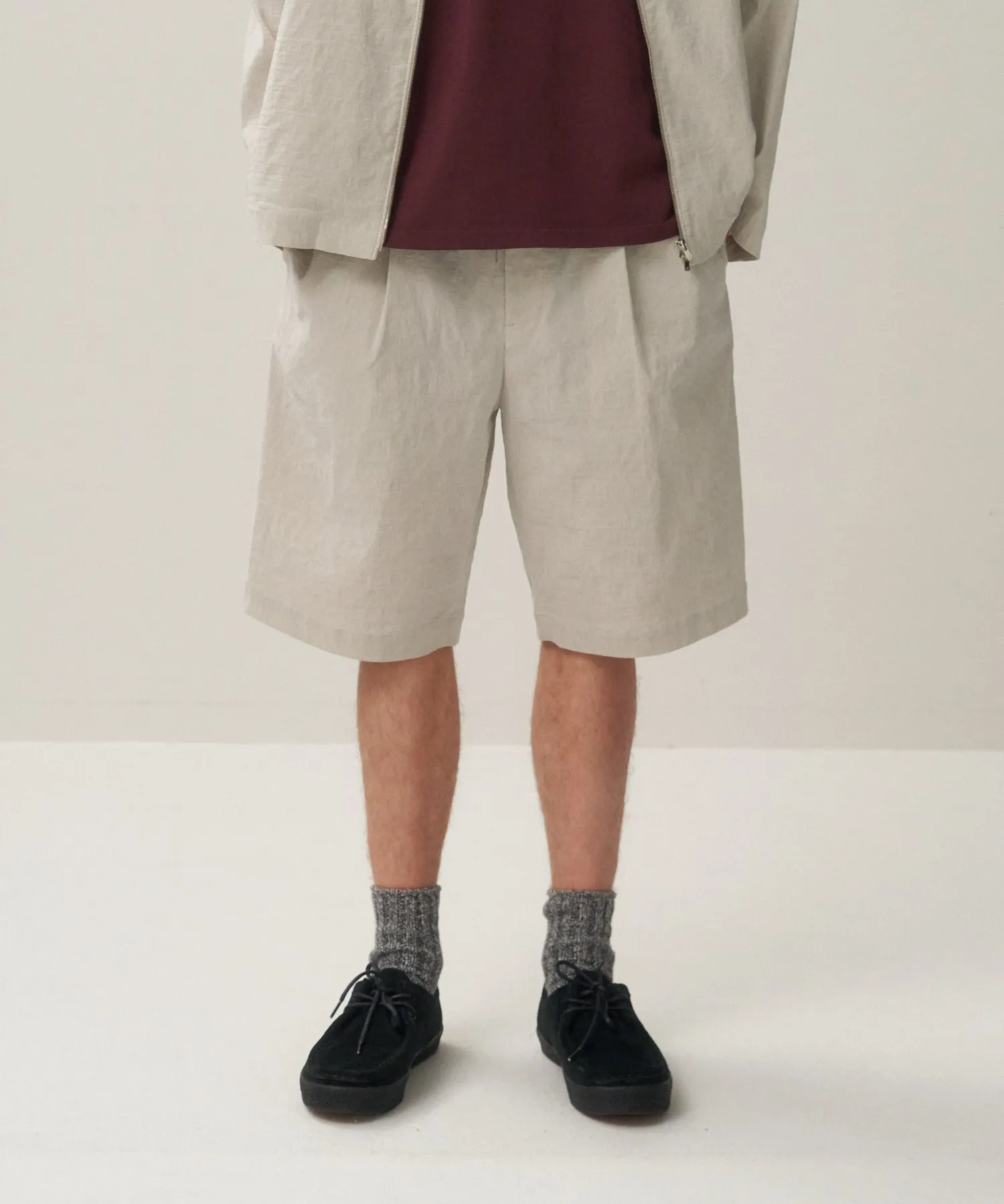 STRETCH NYLON LINEN | WIDE TWO TUCKED SHORTS sold by ATON