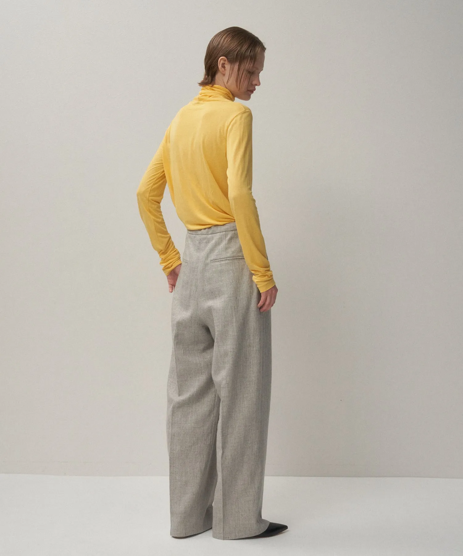 LINEN WOOL TWILL | TUCKED EASY PANTS sold by ATON product image thumbnail 4