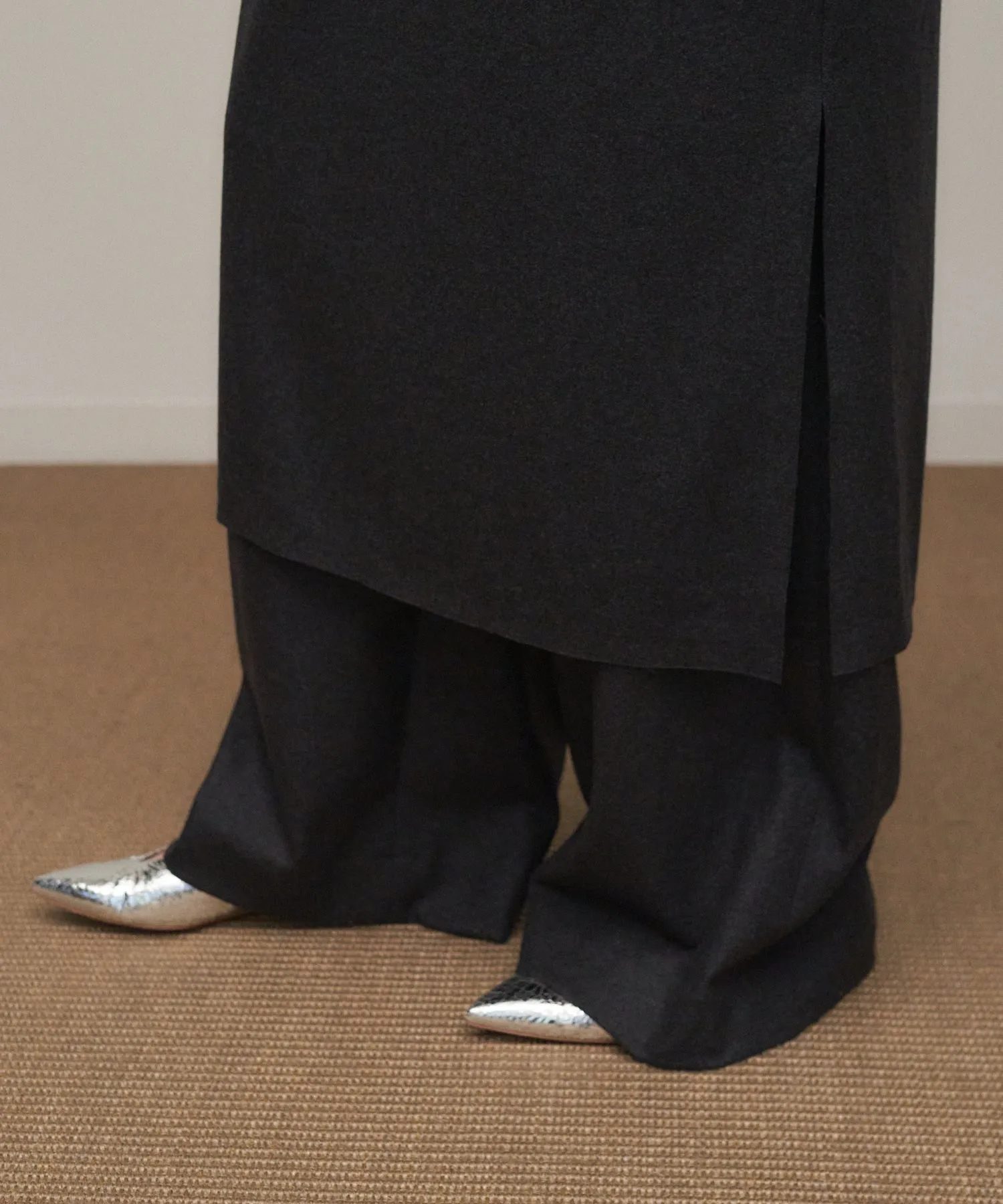 MERINO COLLEGE JERSEY | V-NECK DRESS sold by ATON product image thumbnail 5